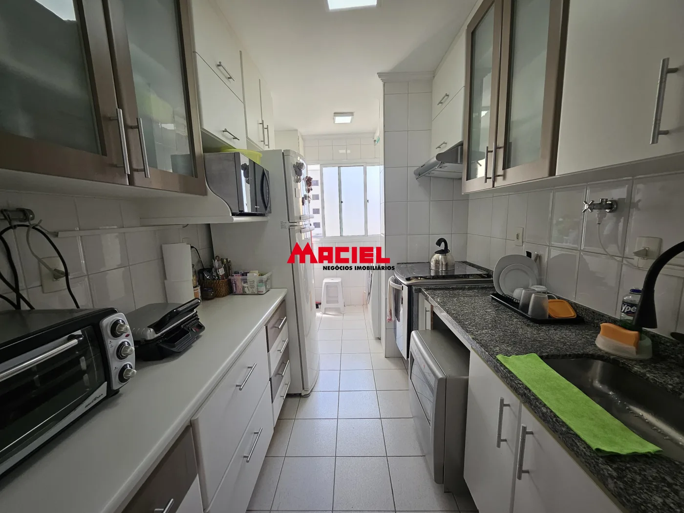Alugar Apartamento / Mobiliado em S&atilde;o Jos&eacute; dos Campos R$ 3.300,00 - Foto 11