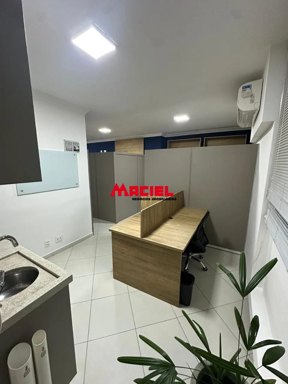 Alugar Comercial / Sala em Edif&iacute;cio/Condom&iacute;nio em S&atilde;o Jos&eacute; dos Campos R$ 1.850,00 - Foto 7