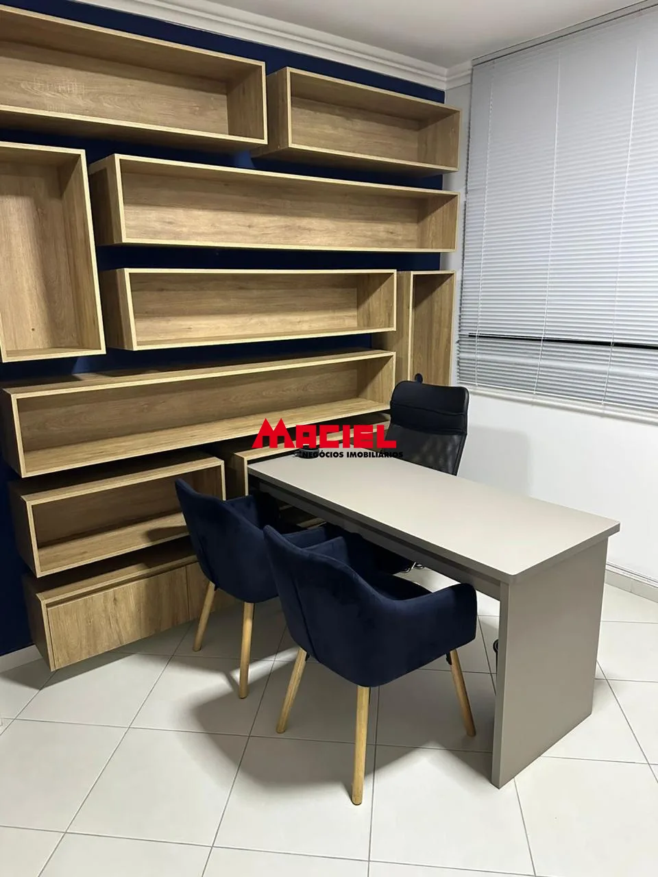 Alugar Comercial / Sala em Edif&iacute;cio/Condom&iacute;nio em S&atilde;o Jos&eacute; dos Campos R$ 1.850,00 - Foto 8