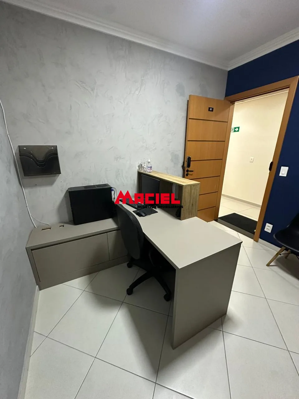 Comprar Comercial / Sal&atilde;o em Condom&iacute;nio em S&atilde;o Jos&eacute; dos Campos R$ 290.000,00 - Foto 2