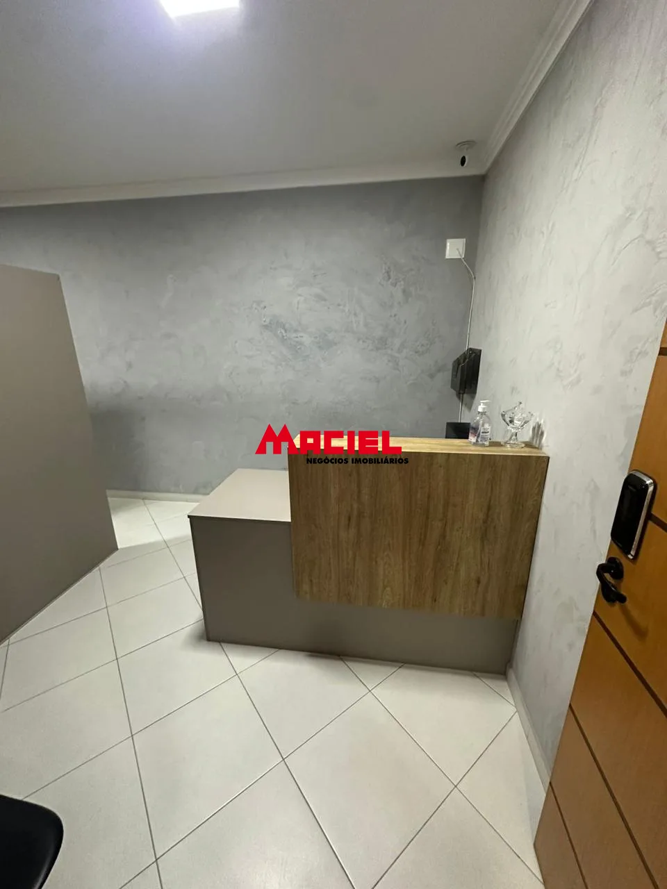 Comprar Comercial / Sal&atilde;o em Condom&iacute;nio em S&atilde;o Jos&eacute; dos Campos R$ 290.000,00 - Foto 3