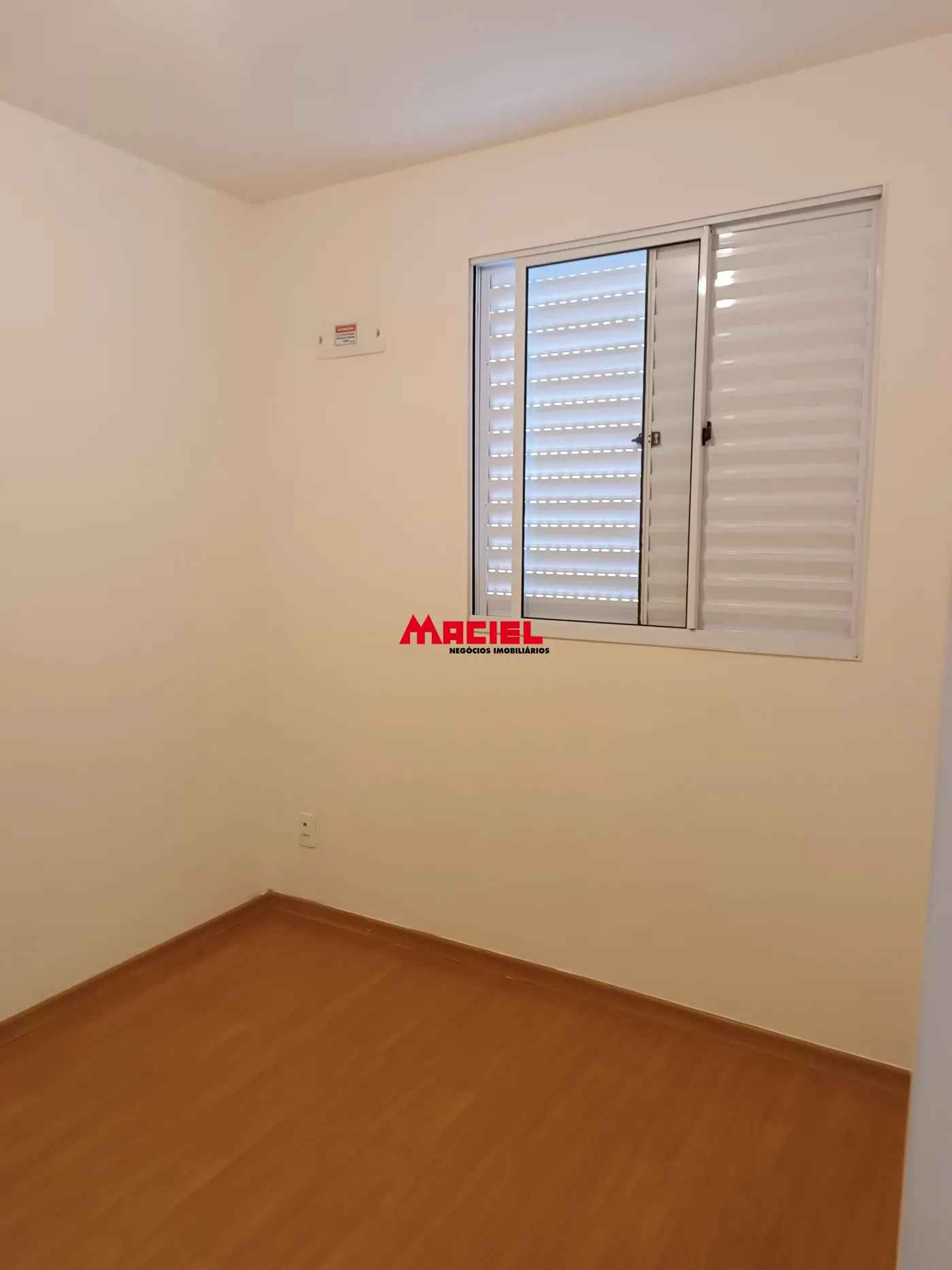 Alugar Apartamento / Padr&atilde;o em S&atilde;o Jos&eacute; dos Campos R$ 1.500,00 - Foto 1