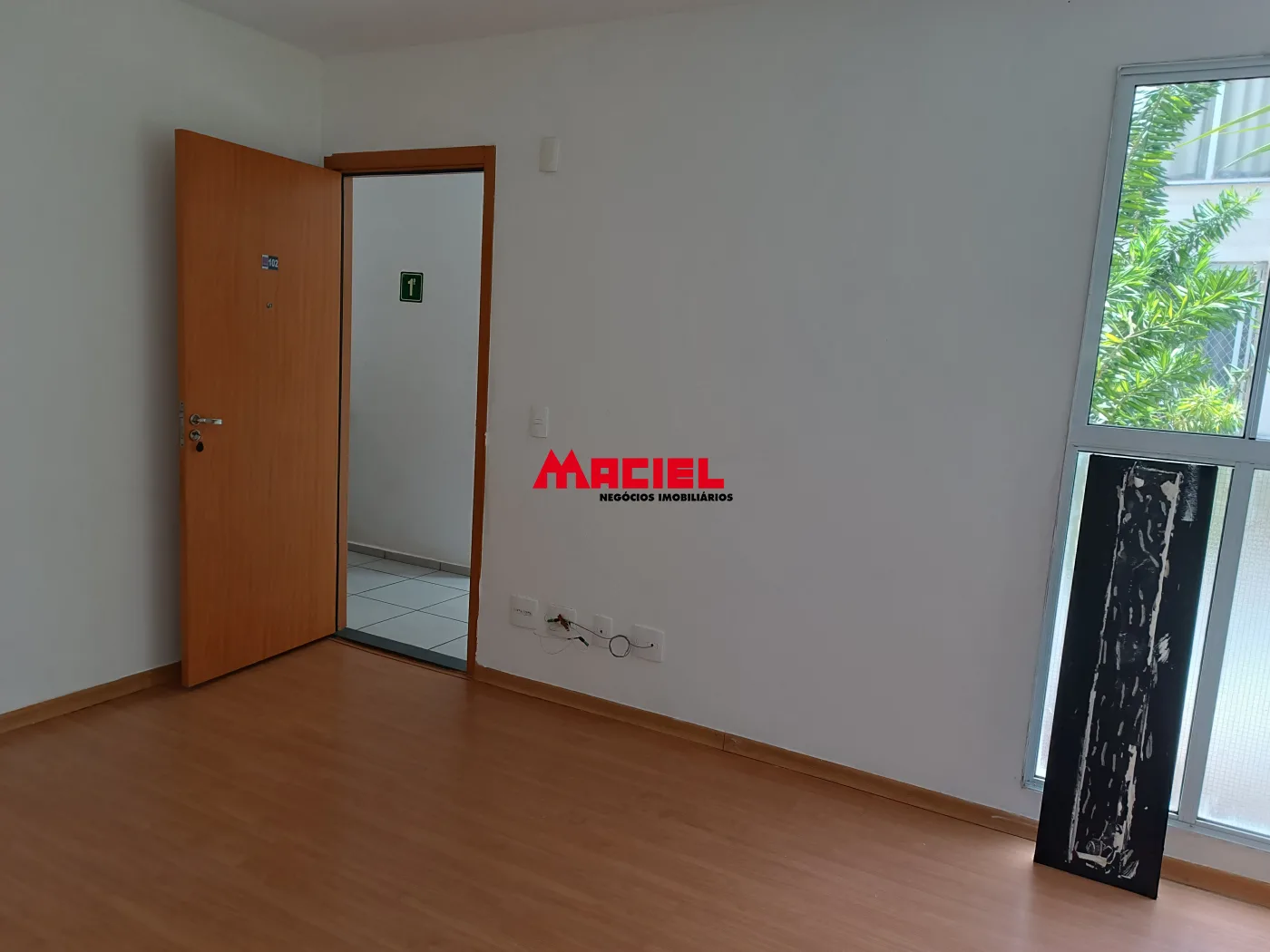 Alugar Apartamento / Padr&atilde;o em S&atilde;o Jos&eacute; dos Campos R$ 1.500,00 - Foto 6