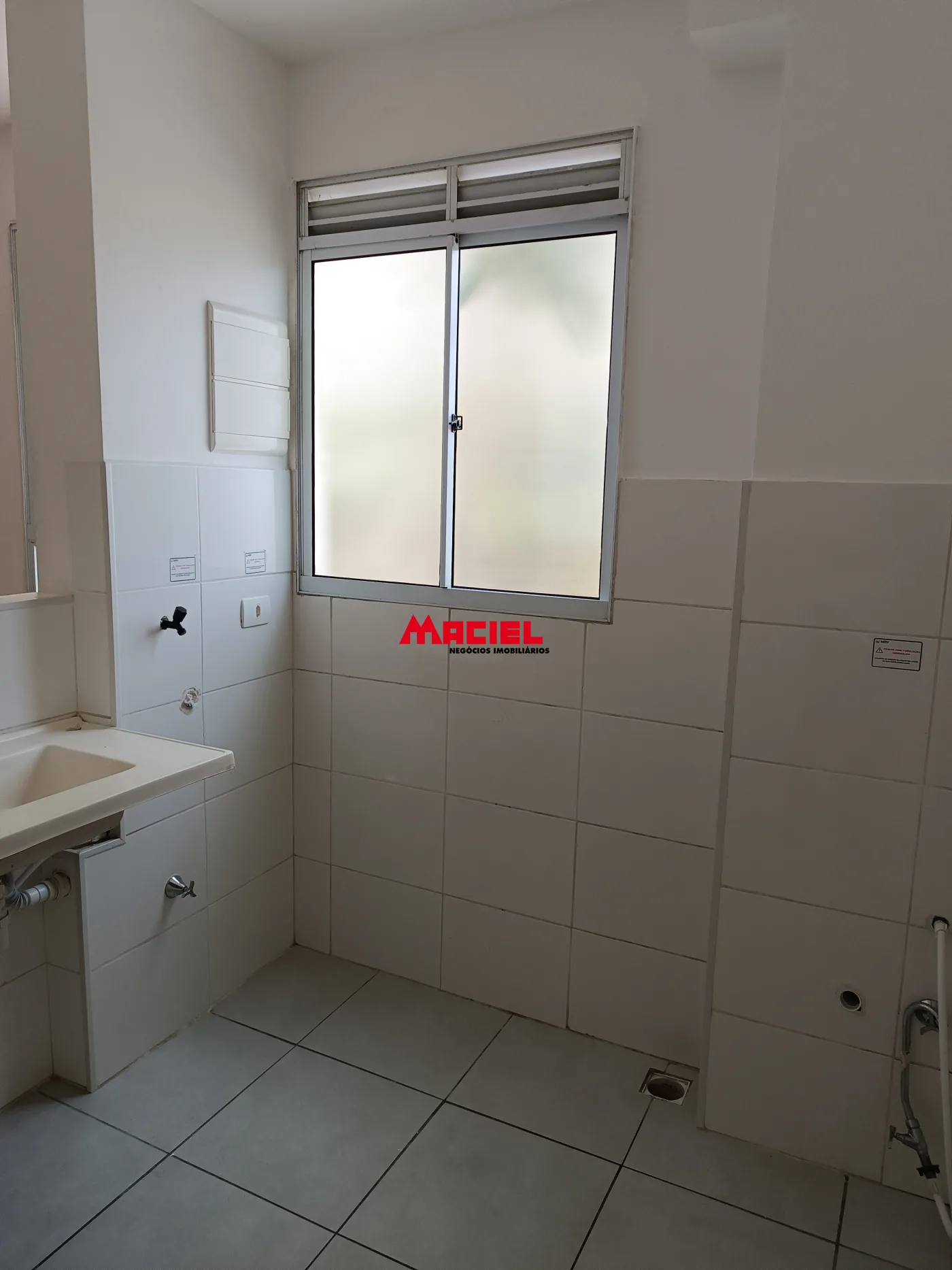 Alugar Apartamento / Padr&atilde;o em S&atilde;o Jos&eacute; dos Campos R$ 1.500,00 - Foto 11