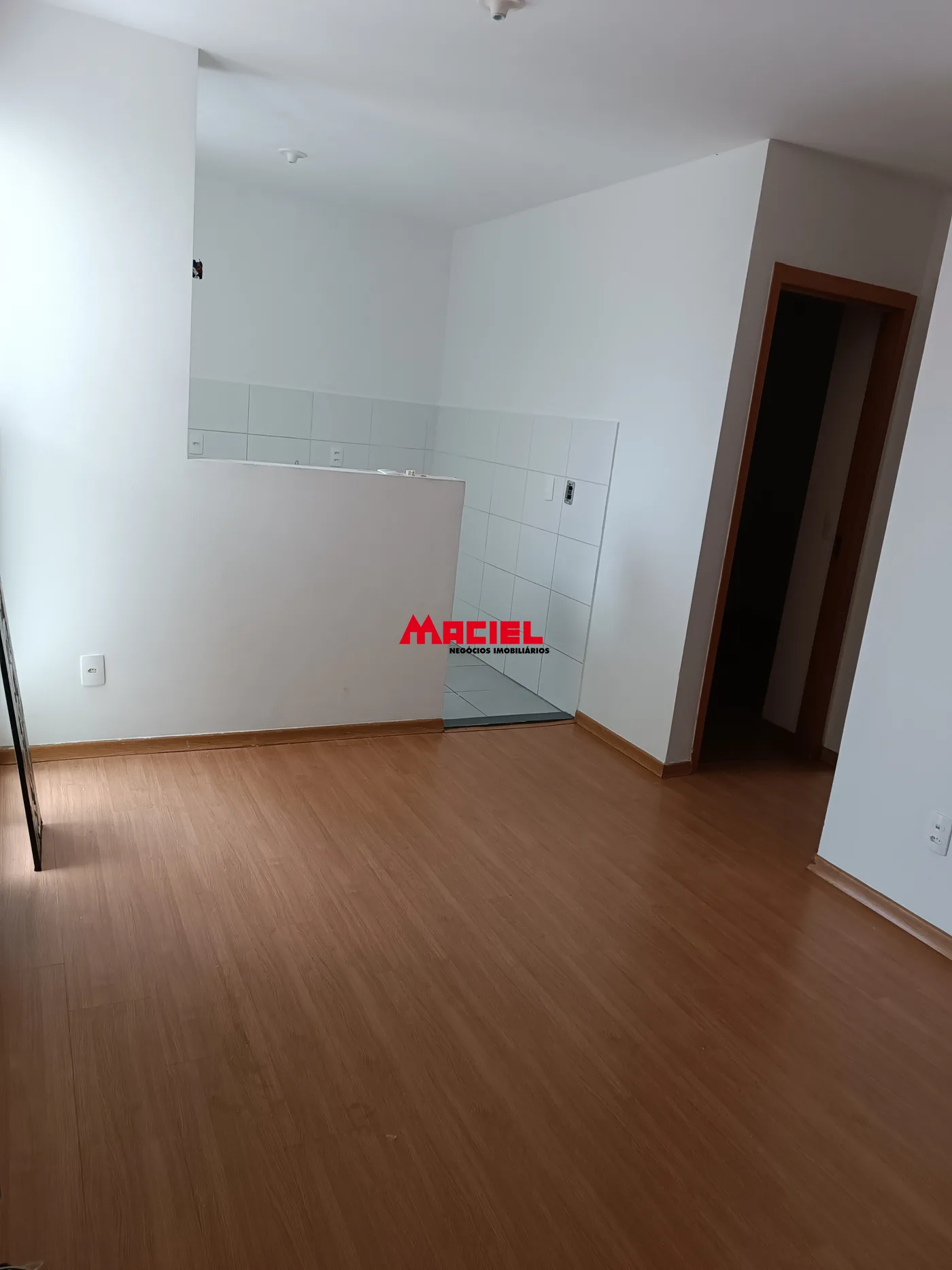 Alugar Apartamento / Padr&atilde;o em S&atilde;o Jos&eacute; dos Campos R$ 1.500,00 - Foto 12