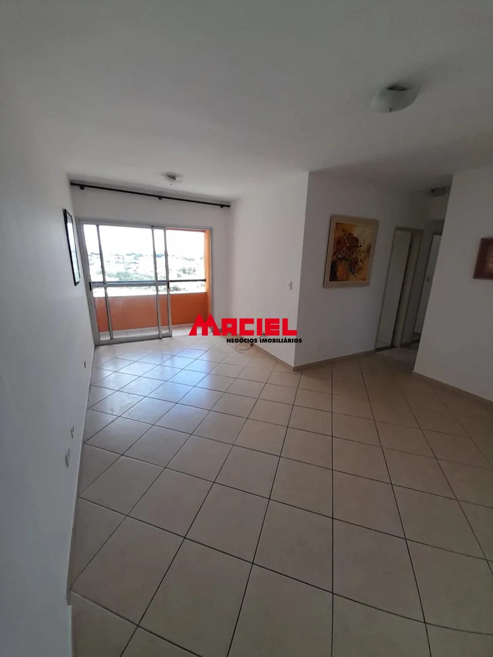 Alugar Apartamento / Padr&atilde;o em S&atilde;o Jos&eacute; dos Campos R$ 2.700,00 - Foto 4
