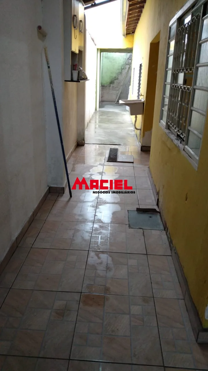 Comprar Casa / Padr&atilde;o em S&atilde;o Jos&eacute; dos Campos R$ 380.000,00 - Foto 2