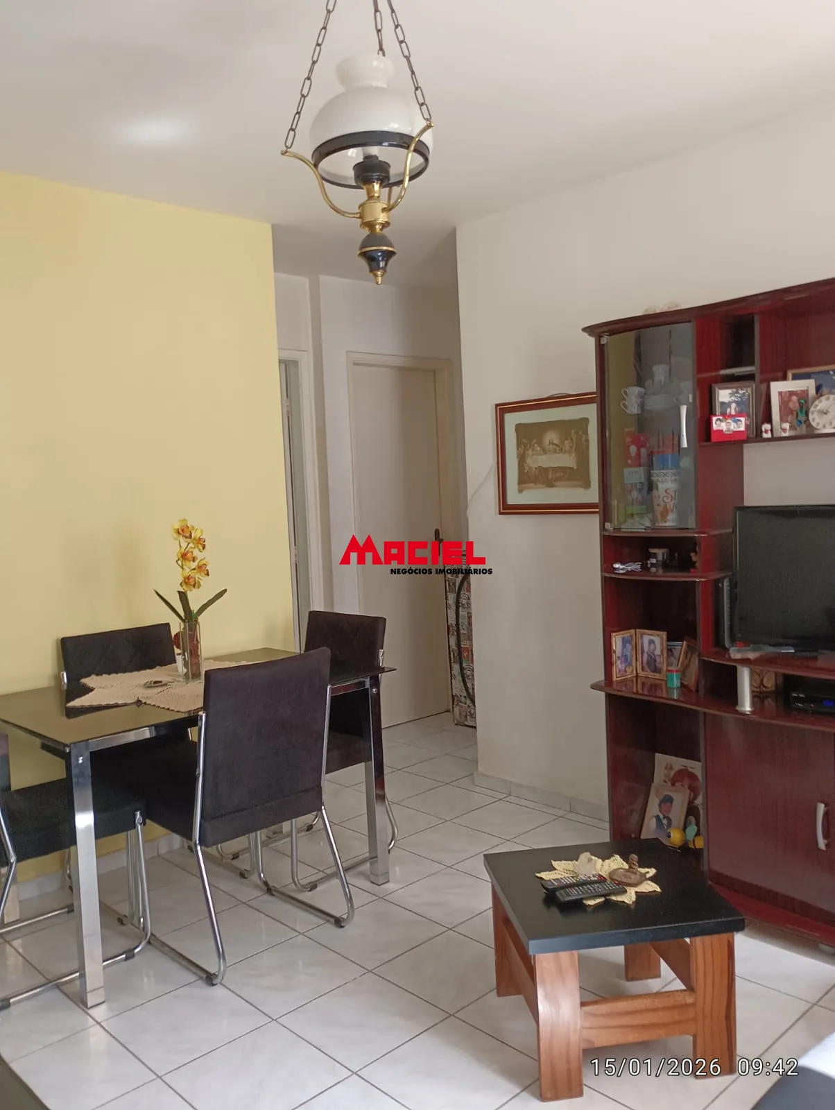 Alugar Apartamento / Padr&atilde;o em S&atilde;o Jos&eacute; dos Campos R$ 1.700,00 - Foto 1