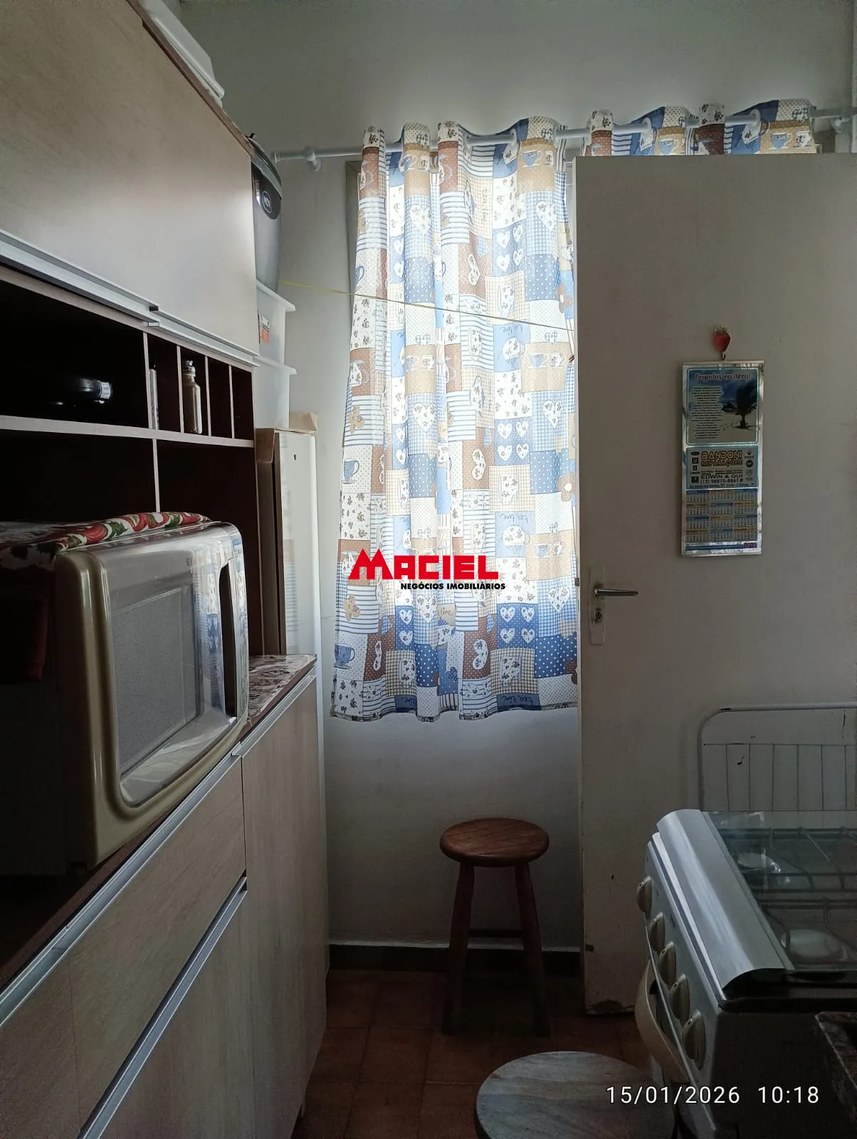 Alugar Apartamento / Padr&atilde;o em S&atilde;o Jos&eacute; dos Campos R$ 1.700,00 - Foto 5