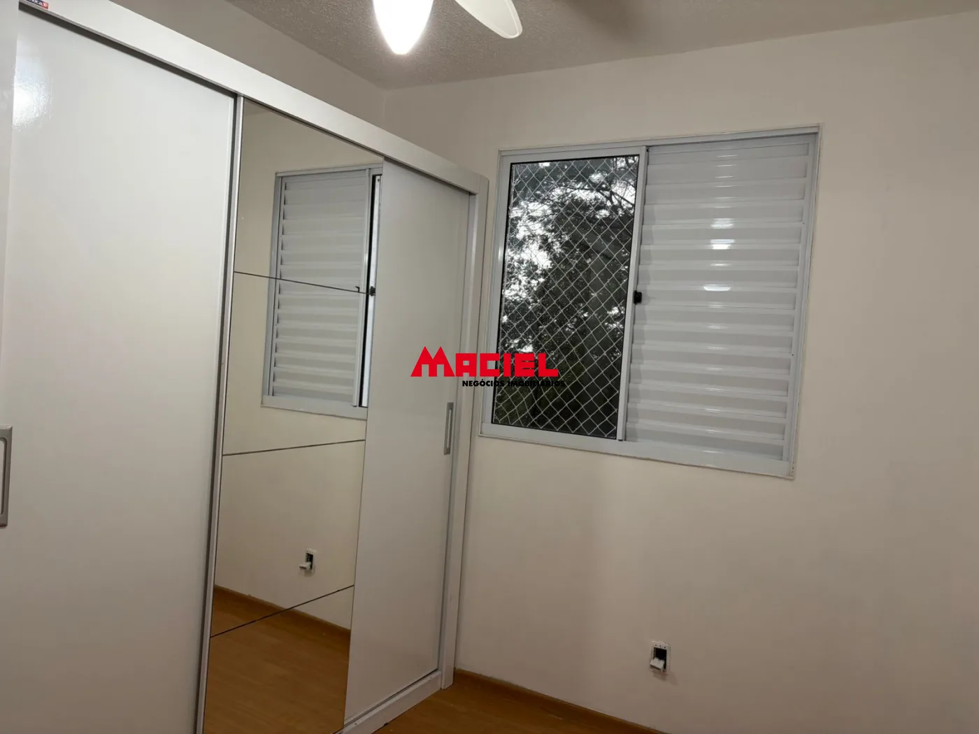 Alugar Apartamento / Padr&atilde;o em Jacare&iacute; R$ 1.400,00 - Foto 4
