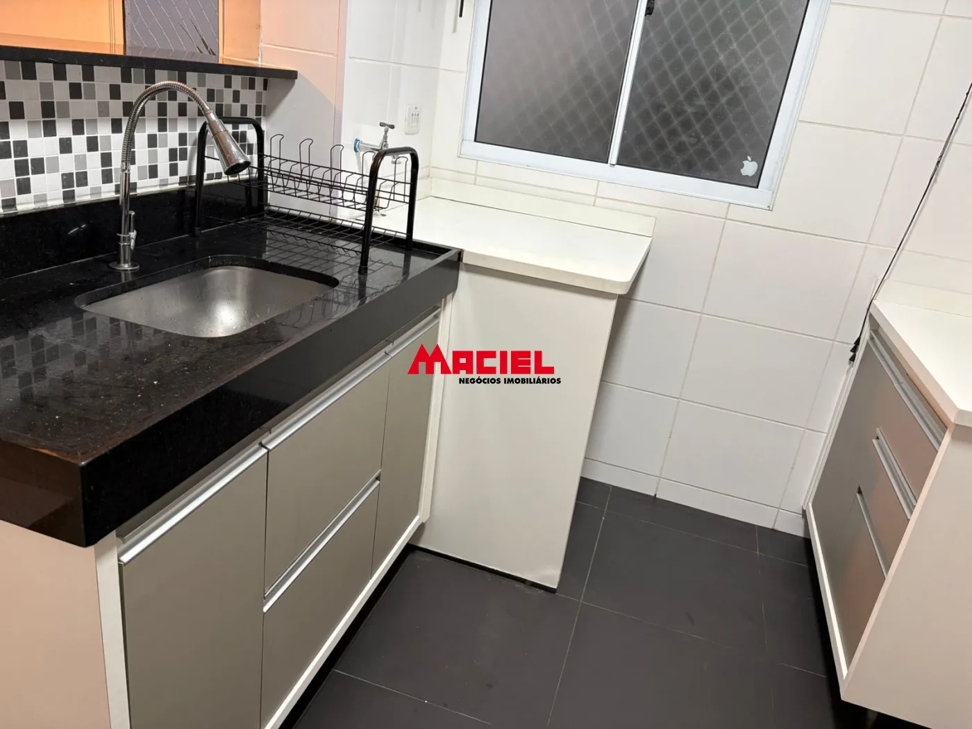 Alugar Apartamento / Padr&atilde;o em Jacare&iacute; R$ 1.400,00 - Foto 10