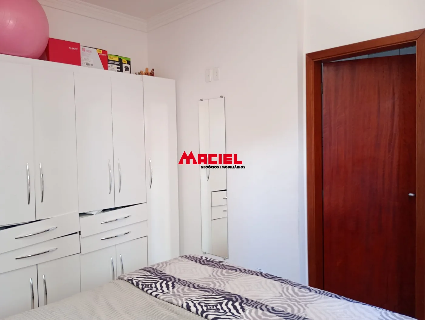 Comprar Casa / Sobrado em S&atilde;o Jos&eacute; dos Campos R$ 1.385.000,00 - Foto 34