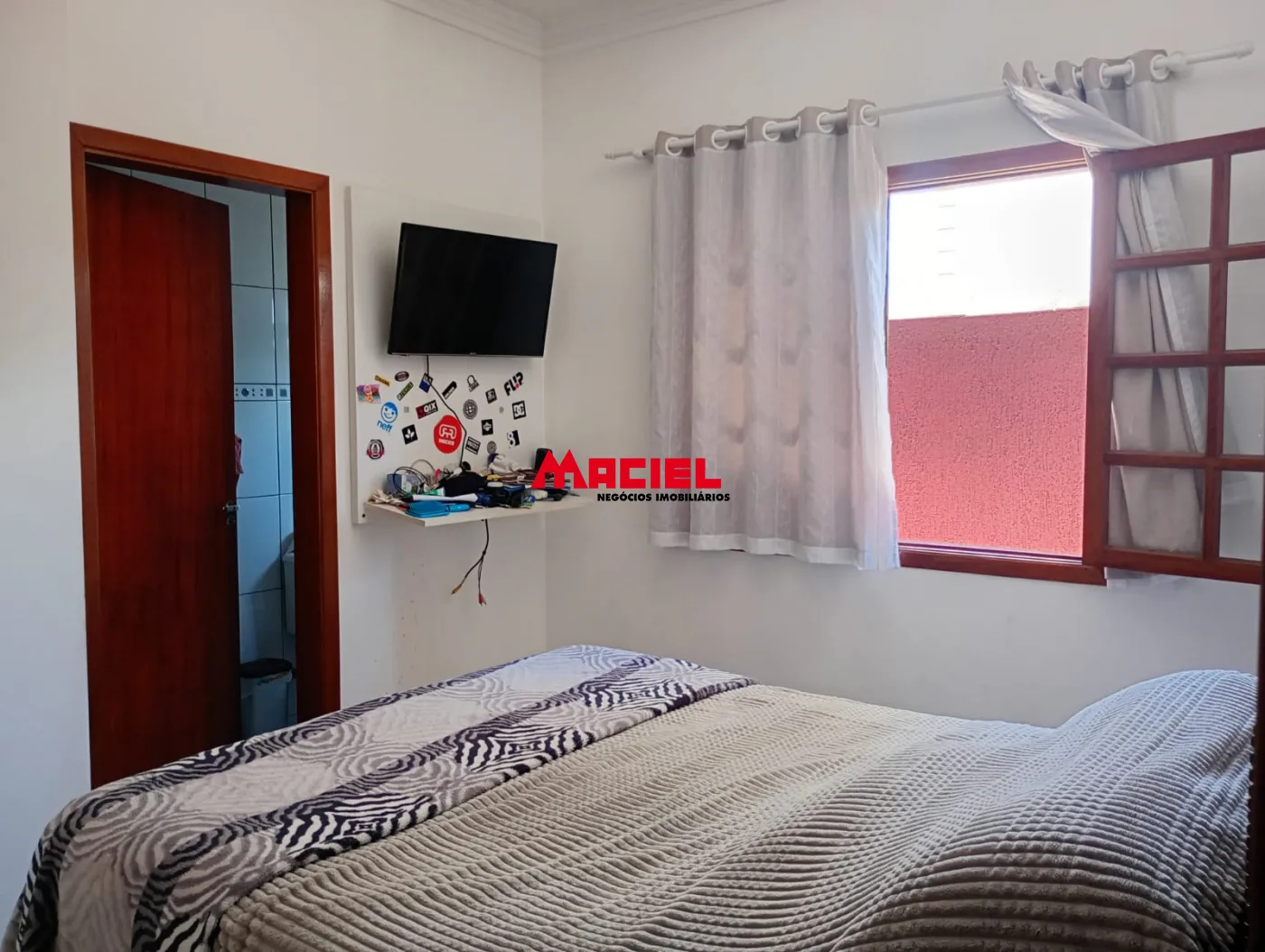 Comprar Casa / Sobrado em S&atilde;o Jos&eacute; dos Campos R$ 1.385.000,00 - Foto 43