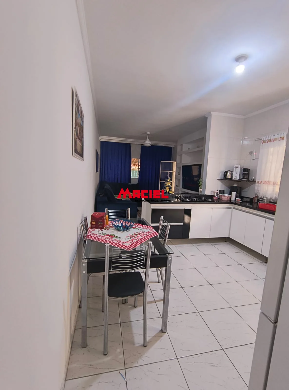 Comprar Casa / Padr&atilde;o em S&atilde;o Jos&eacute; dos Campos R$ 350.000,00 - Foto 5