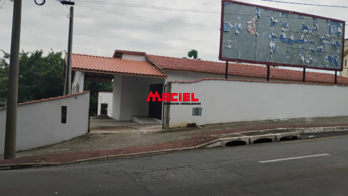 Alugar Casa / Padr&atilde;o em S&atilde;o Jos&eacute; dos Campos R$ 5.600,00 - Foto 2