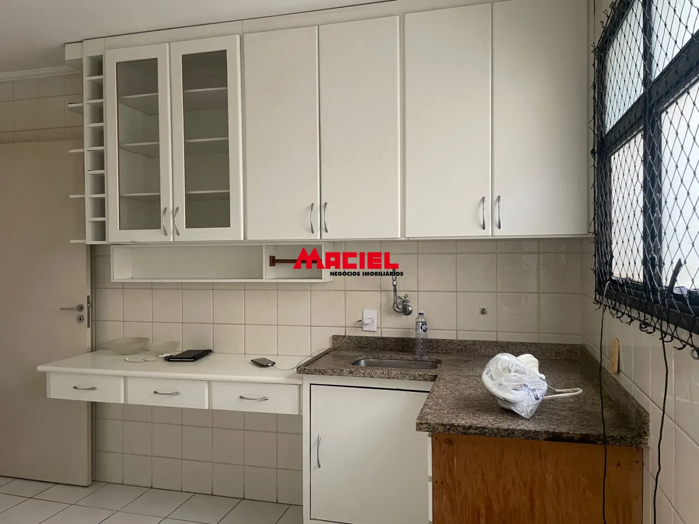Comprar Apartamento / Padr&atilde;o em S&atilde;o Jos&eacute; dos Campos R$ 800.000,00 - Foto 4