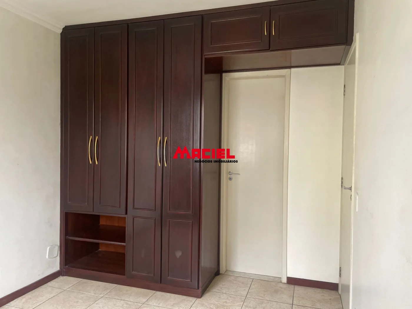 Comprar Apartamento / Padr&atilde;o em S&atilde;o Jos&eacute; dos Campos R$ 800.000,00 - Foto 10