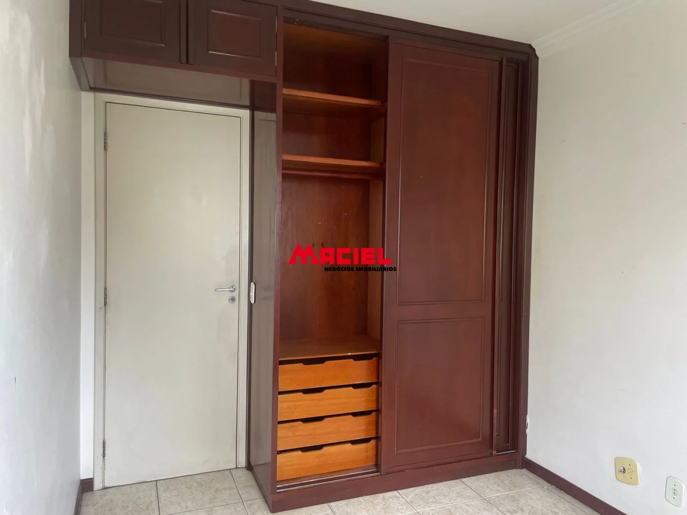 Comprar Apartamento / Padr&atilde;o em S&atilde;o Jos&eacute; dos Campos R$ 800.000,00 - Foto 12