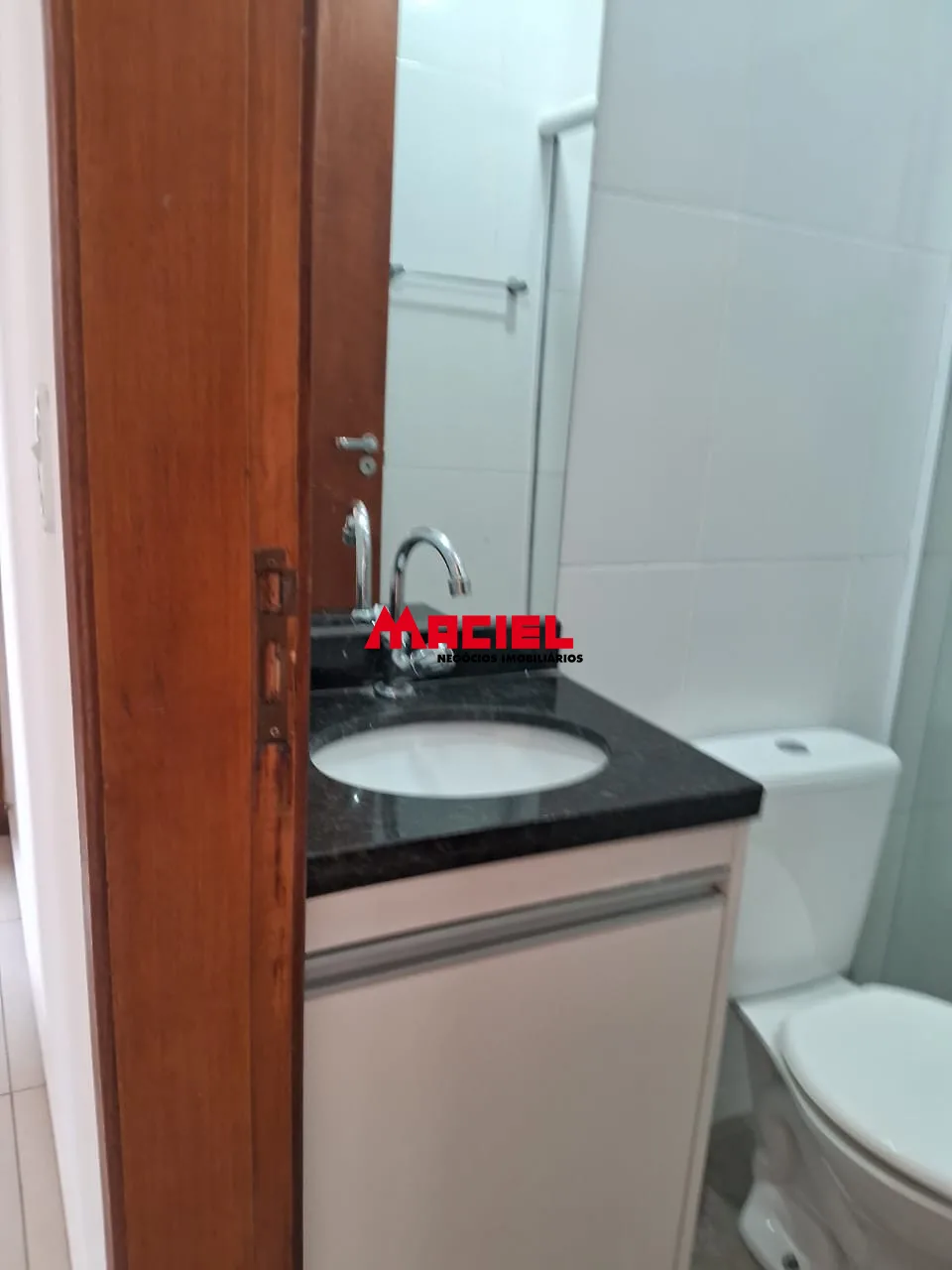 Alugar Apartamento / Padr&atilde;o em S&atilde;o Jos&eacute; dos Campos R$ 3.200,00 - Foto 14