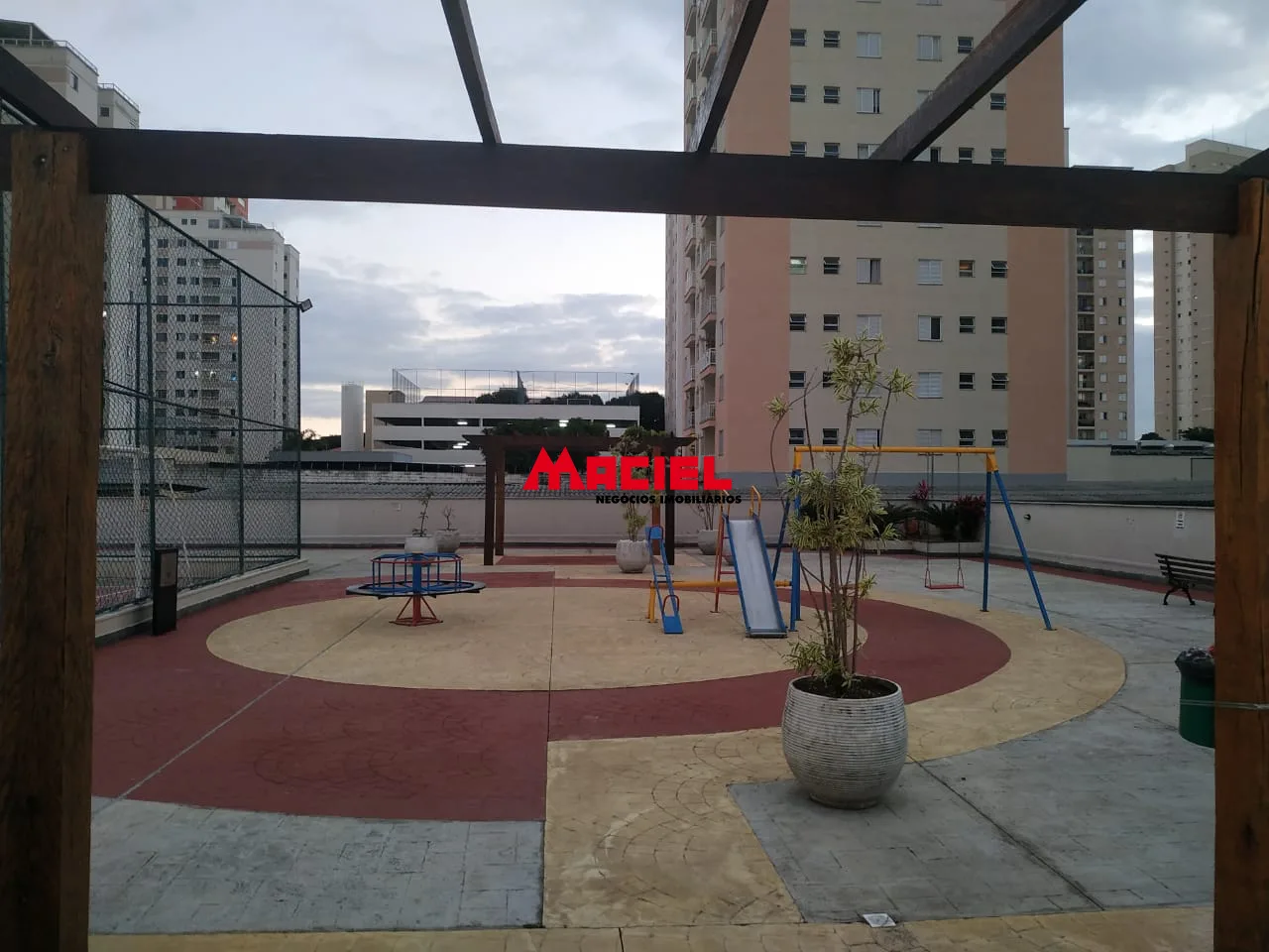 Comprar Apartamento / Padr&atilde;o em S&atilde;o Jos&eacute; dos Campos R$ 325.000,00 - Foto 14