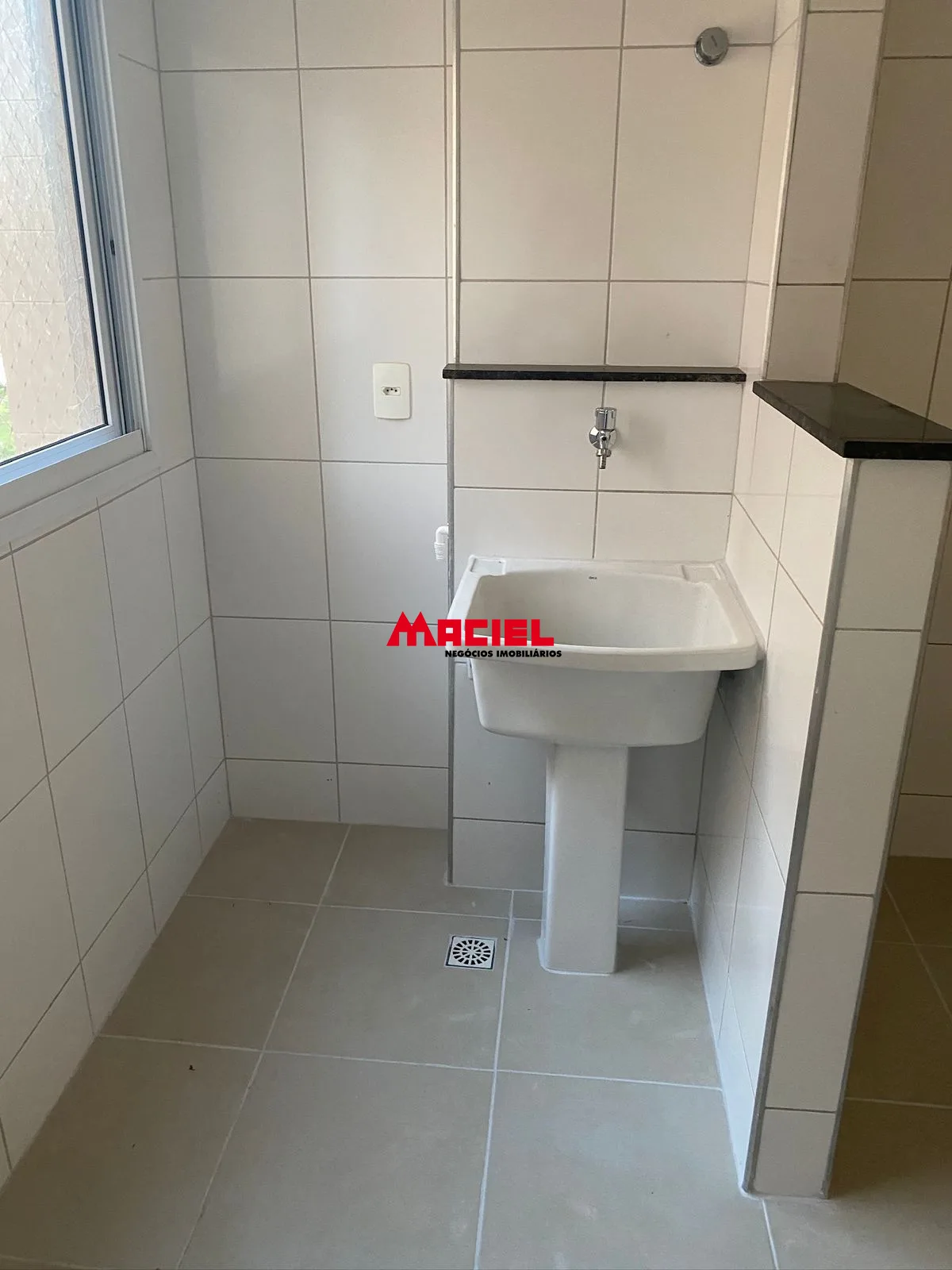 Alugar Apartamento / Padr&atilde;o em S&atilde;o Jos&eacute; dos Campos R$ 3.000,00 - Foto 4