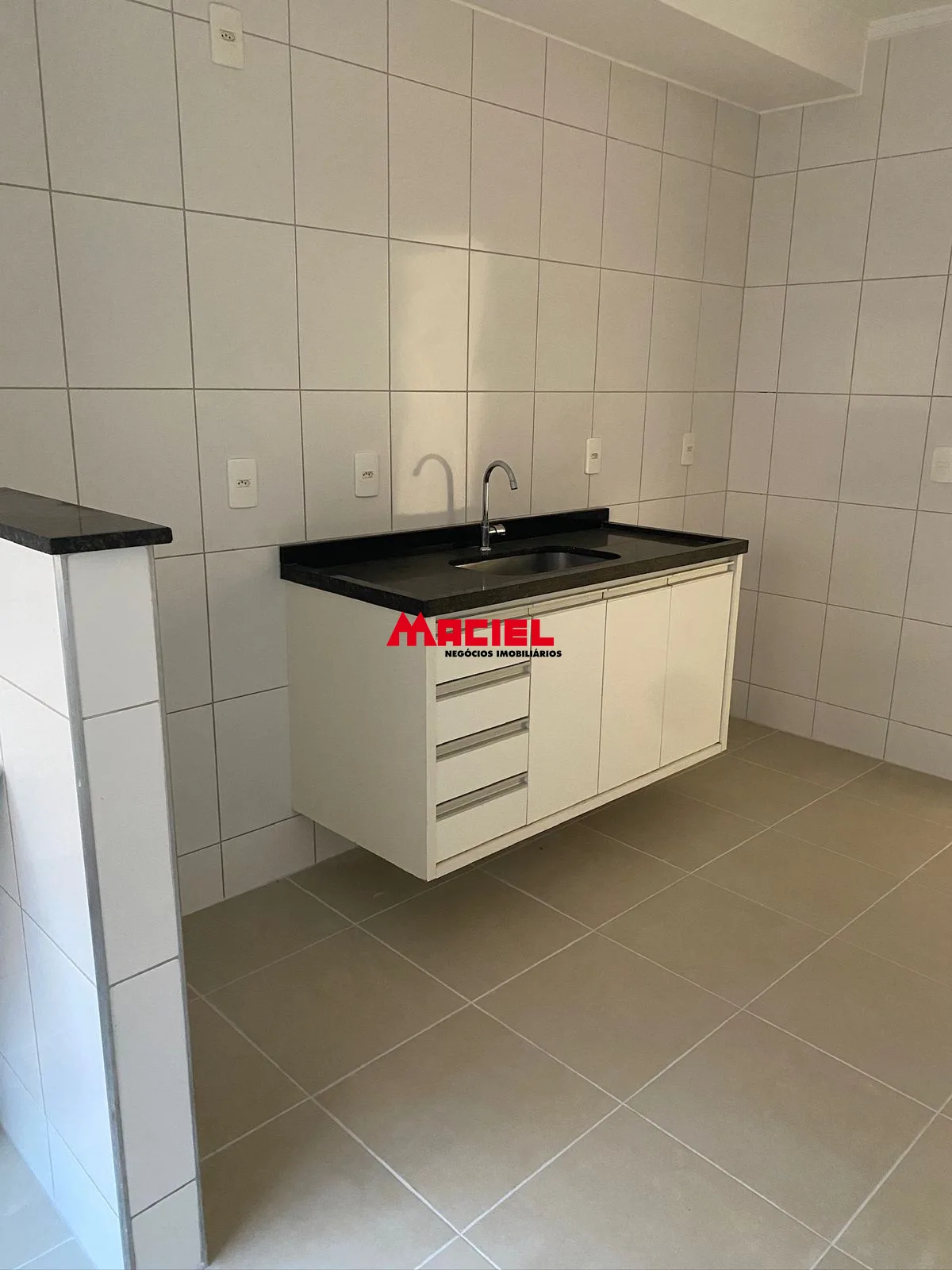 Alugar Apartamento / Padr&atilde;o em S&atilde;o Jos&eacute; dos Campos R$ 3.000,00 - Foto 5