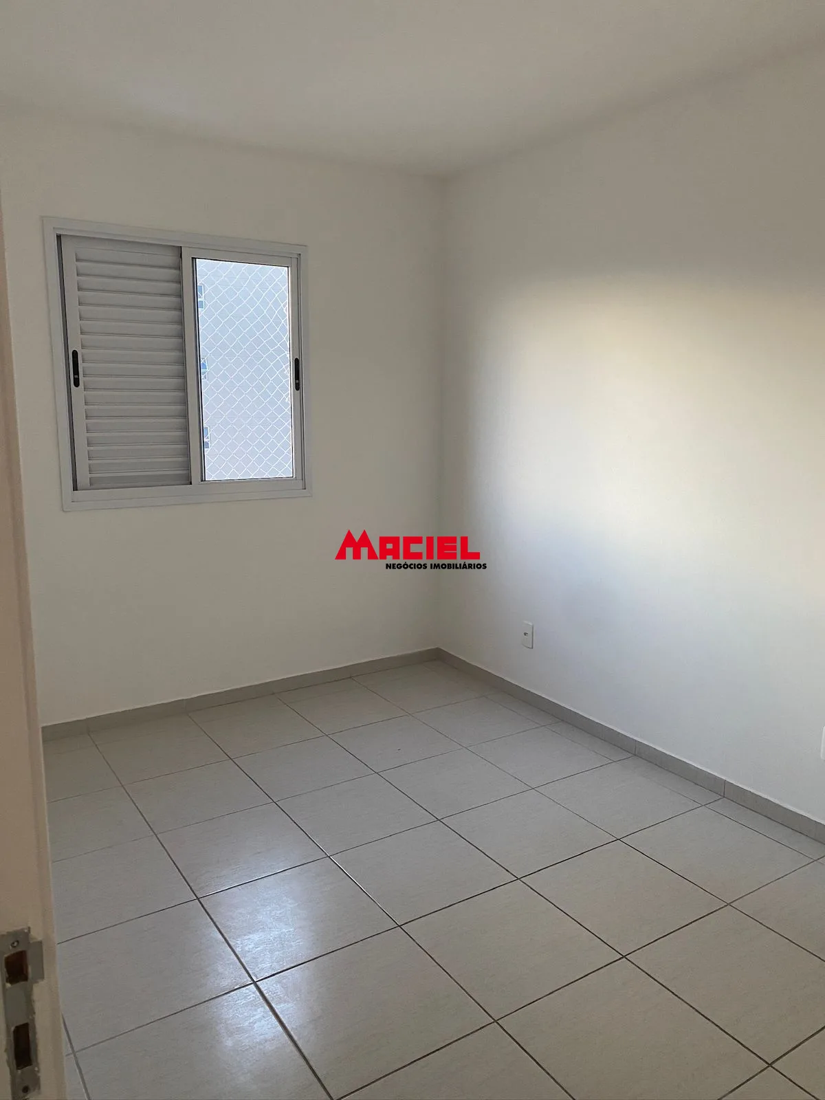 Alugar Apartamento / Padr&atilde;o em S&atilde;o Jos&eacute; dos Campos R$ 3.000,00 - Foto 9