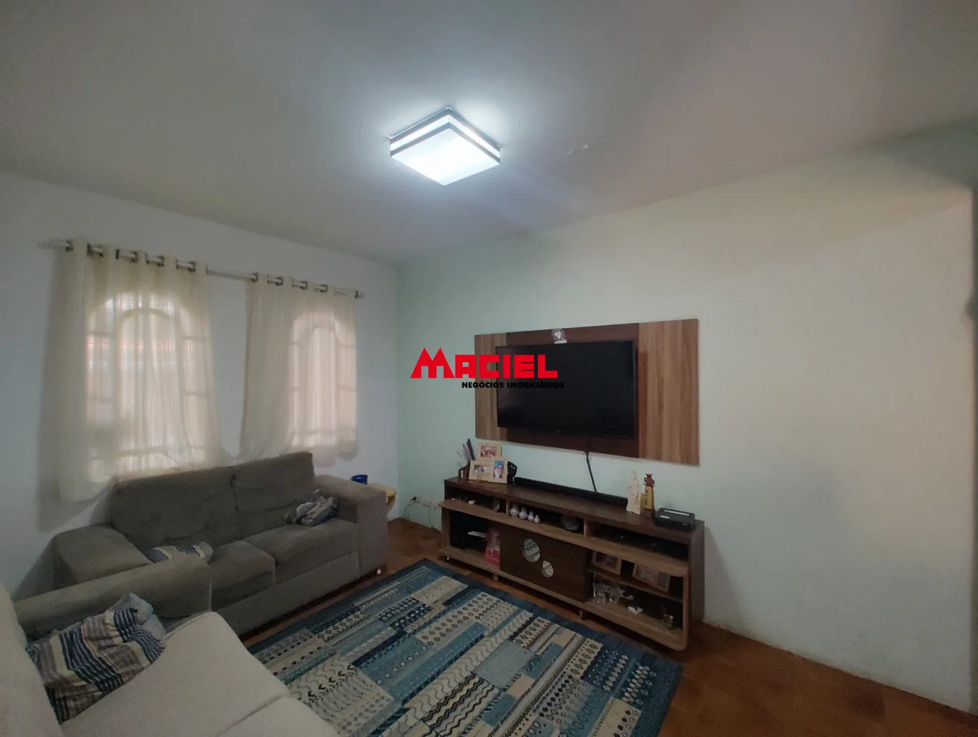 Comprar Casa / Padr&atilde;o em S&atilde;o Jos&eacute; dos Campos R$ 400.000,00 - Foto 4