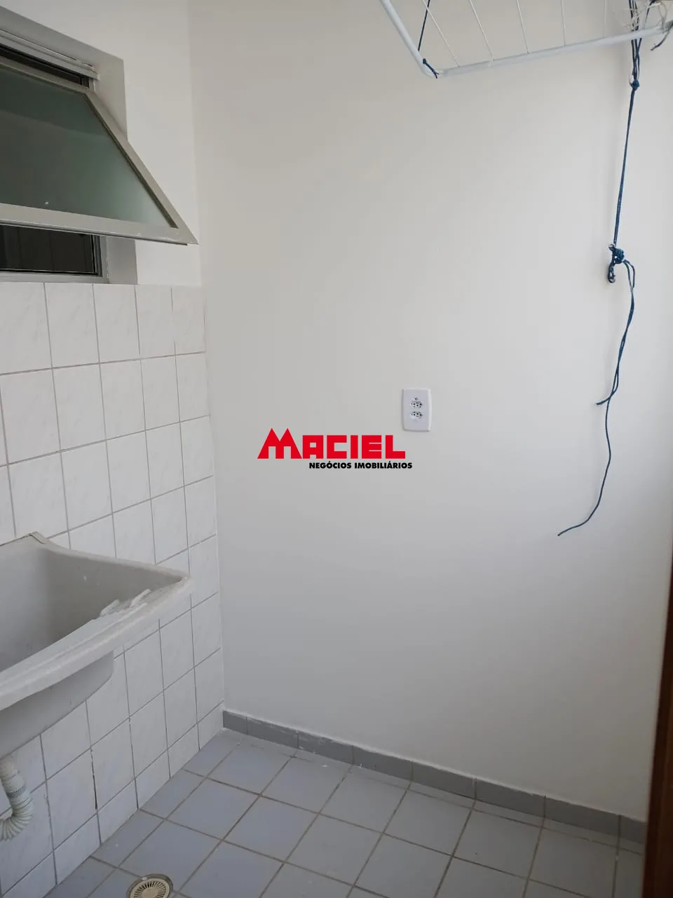 Alugar Apartamento / Padr&atilde;o em S&atilde;o Jos&eacute; dos Campos R$ 1.900,00 - Foto 10