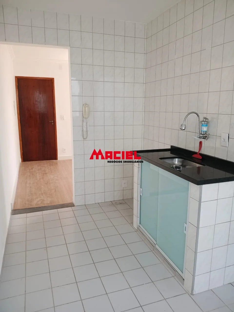 Alugar Apartamento / Padr&atilde;o em S&atilde;o Jos&eacute; dos Campos R$ 1.900,00 - Foto 8
