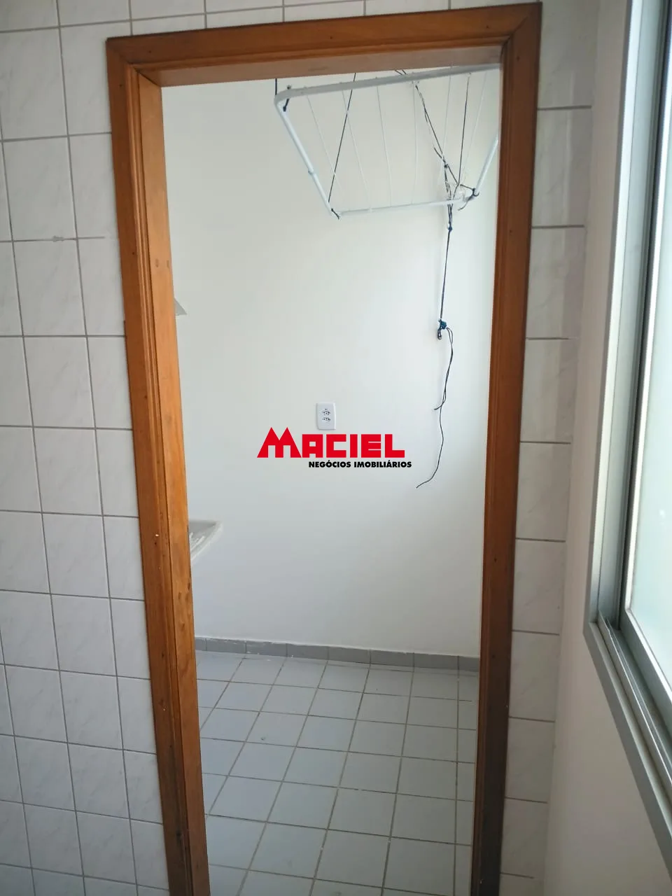 Alugar Apartamento / Padr&atilde;o em S&atilde;o Jos&eacute; dos Campos R$ 1.900,00 - Foto 11