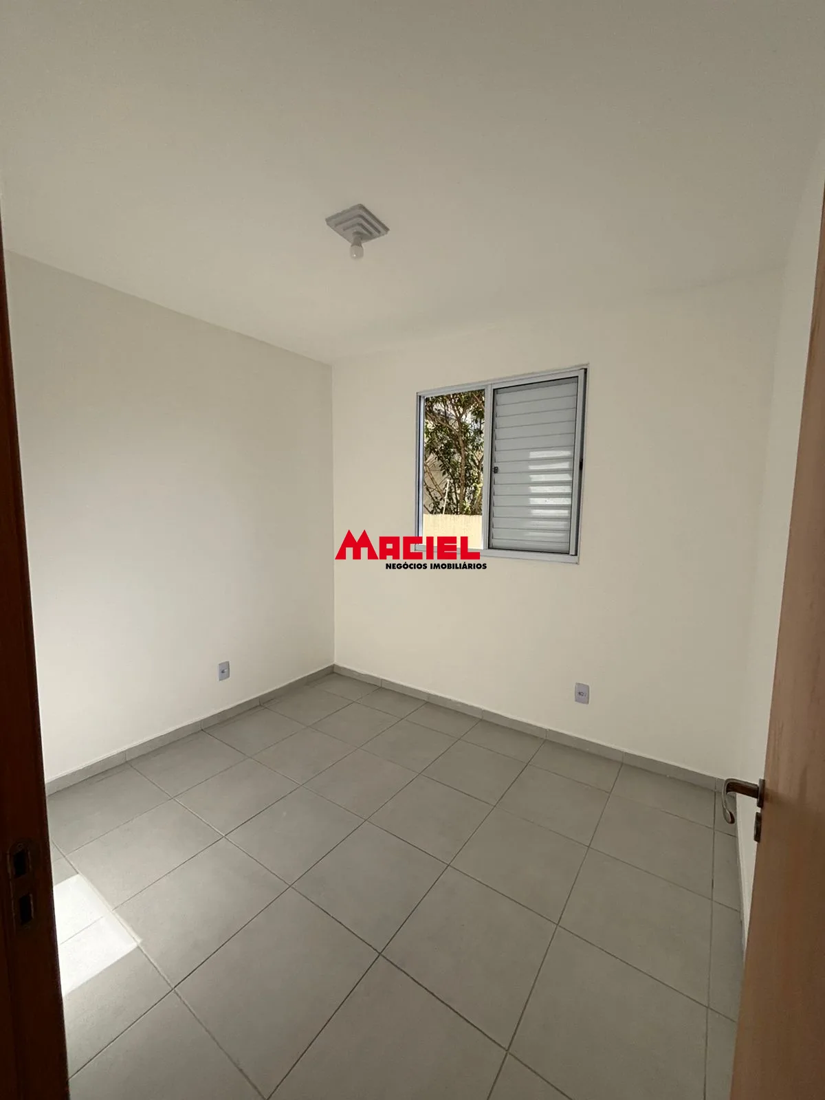 Comprar Apartamento / Padr&atilde;o em S&atilde;o Jos&eacute; dos Campos R$ 330.000,00 - Foto 3