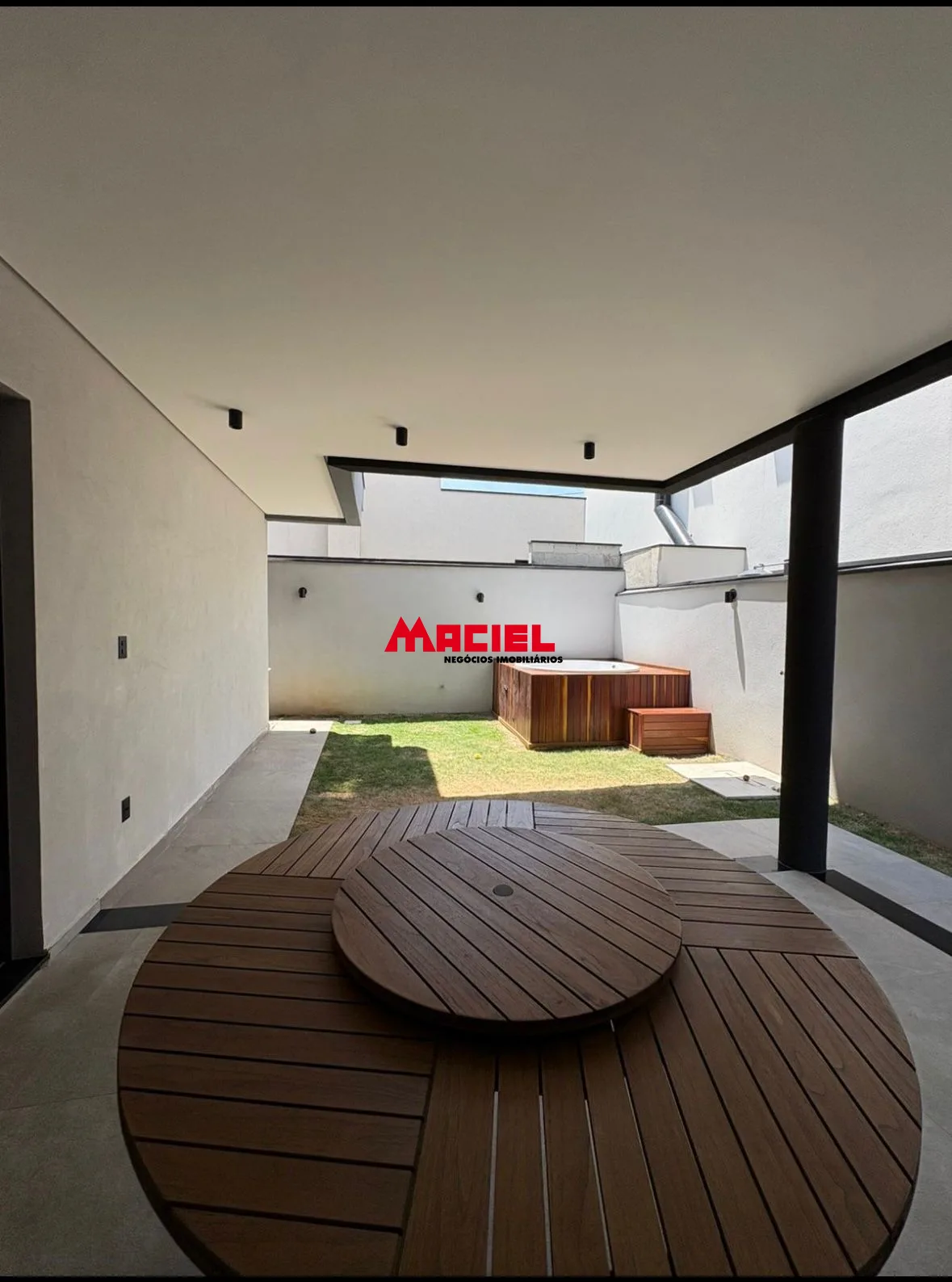 Comprar Casa / Condom&iacute;nio em S&atilde;o Jos&eacute; dos Campos R$ 2.100.000,00 - Foto 3