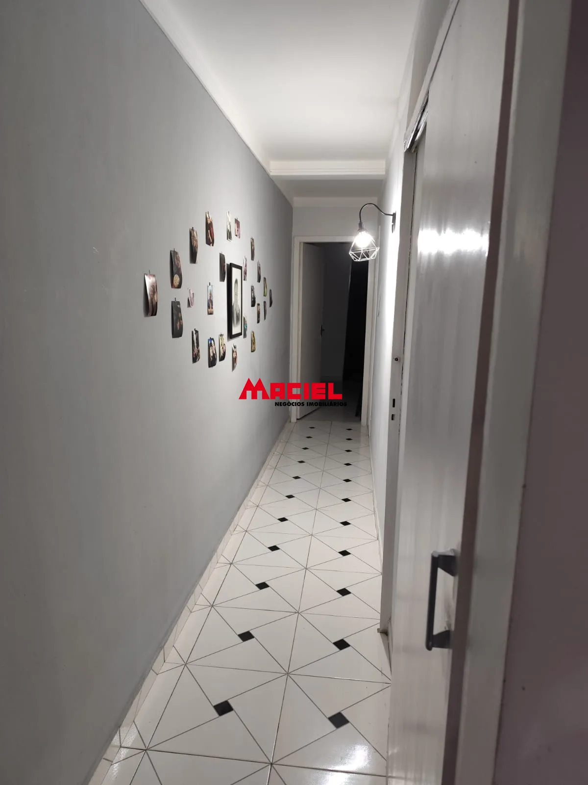 Comprar Casa / Sobrado em S&atilde;o Jos&eacute; dos Campos R$ 469.000,00 - Foto 14