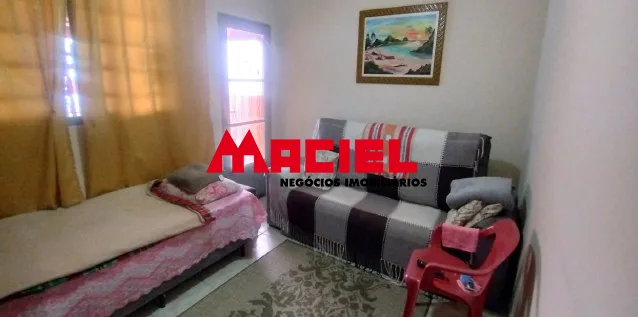 Comprar Casa / Padr&atilde;o em S&atilde;o Jos&eacute; dos Campos R$ 360.000,00 - Foto 1