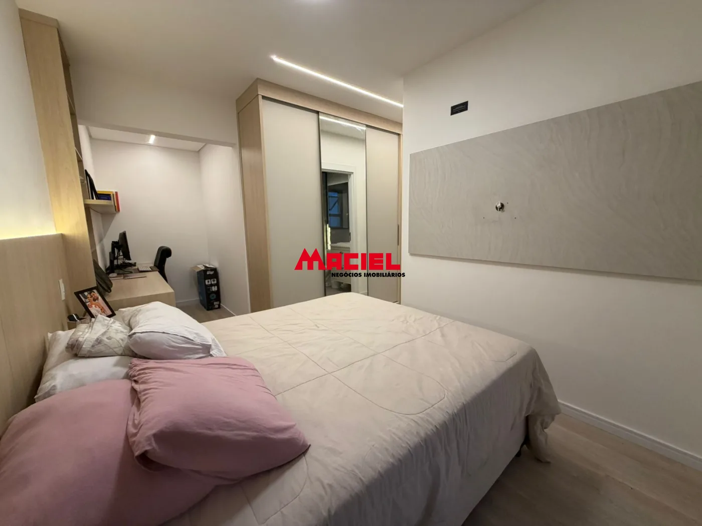 Comprar Apartamento / Padr&atilde;o em S&atilde;o Jos&eacute; dos Campos R$ 1.170.000,00 - Foto 13