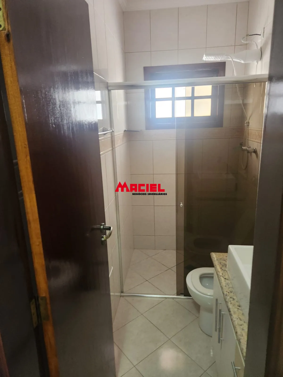 Alugar Casa / Sobrado em S&atilde;o Jos&eacute; dos Campos R$ 4.700,00 - Foto 14