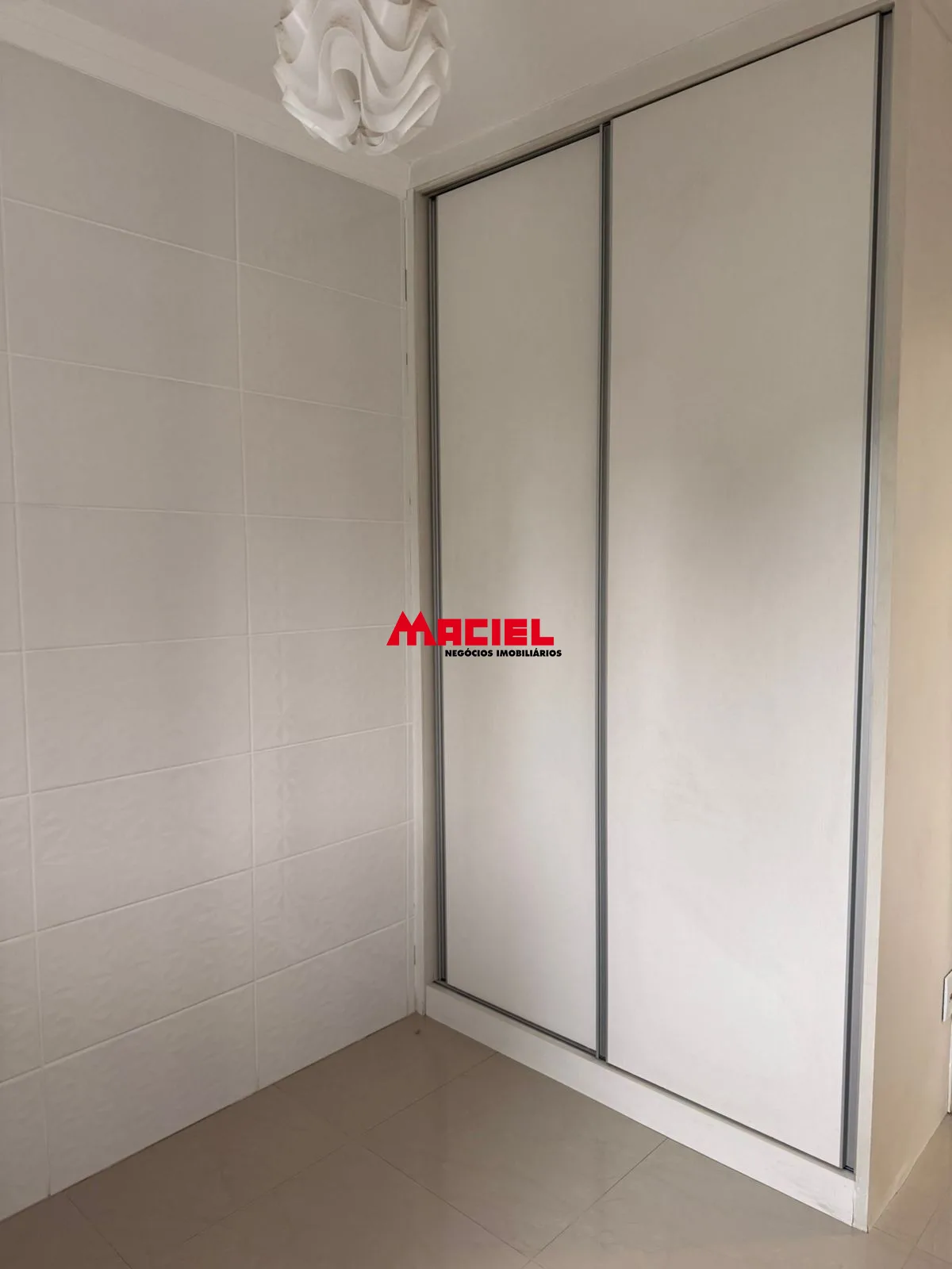 Alugar Apartamento / Padr&atilde;o em S&atilde;o Jos&eacute; dos Campos R$ 4.500,00 - Foto 6