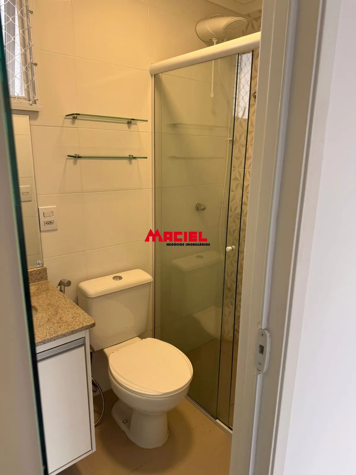 Alugar Apartamento / Padr&atilde;o em S&atilde;o Jos&eacute; dos Campos R$ 4.500,00 - Foto 9