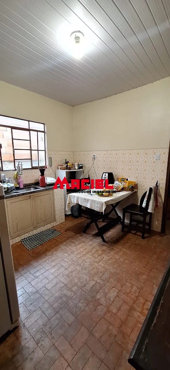 Comprar Casa / Padr&atilde;o em S&atilde;o Jos&eacute; dos Campos R$ 400.000,00 - Foto 4