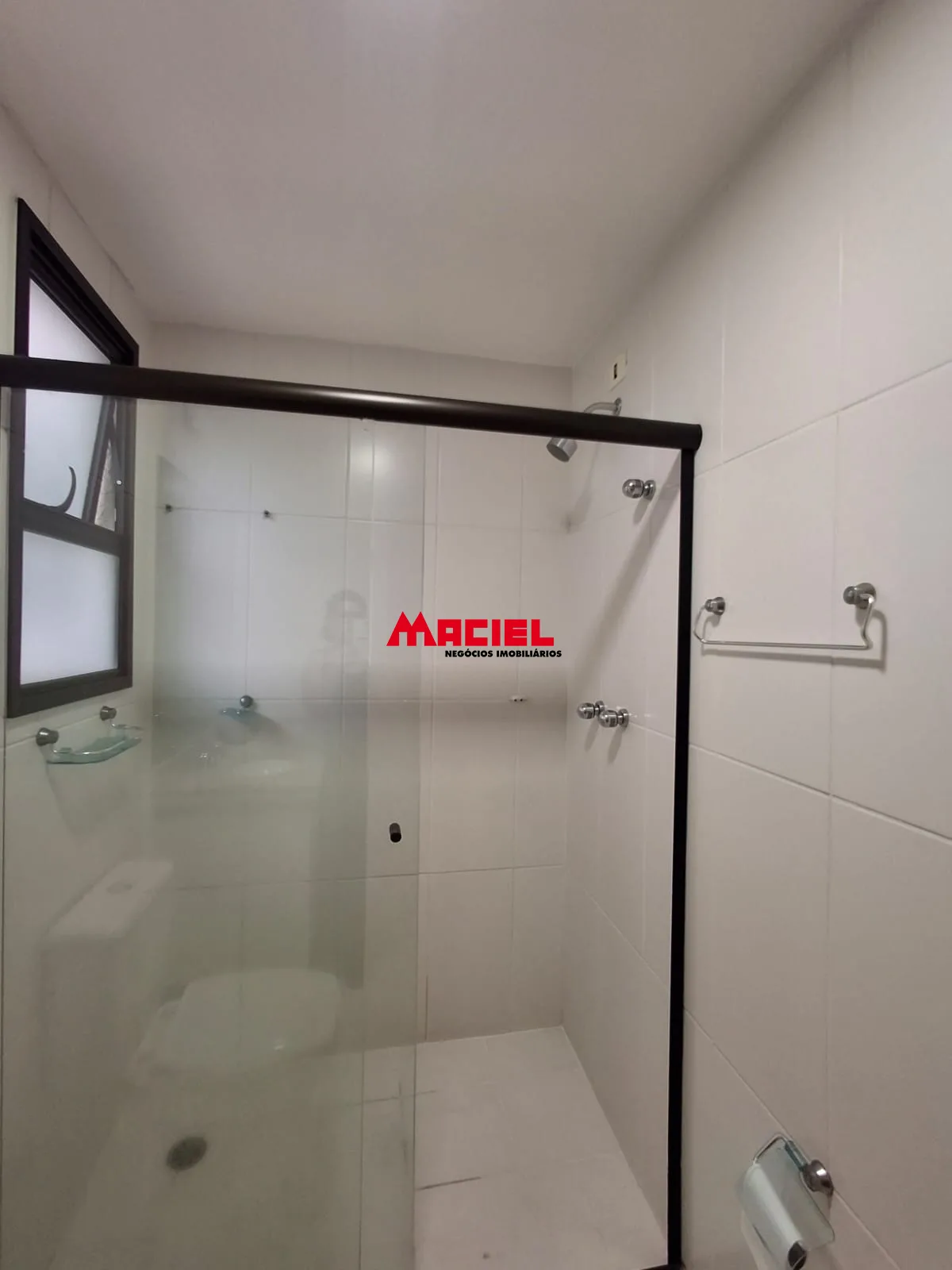 Alugar Apartamento / Padr&atilde;o em S&atilde;o Jos&eacute; dos Campos R$ 5.500,00 - Foto 18