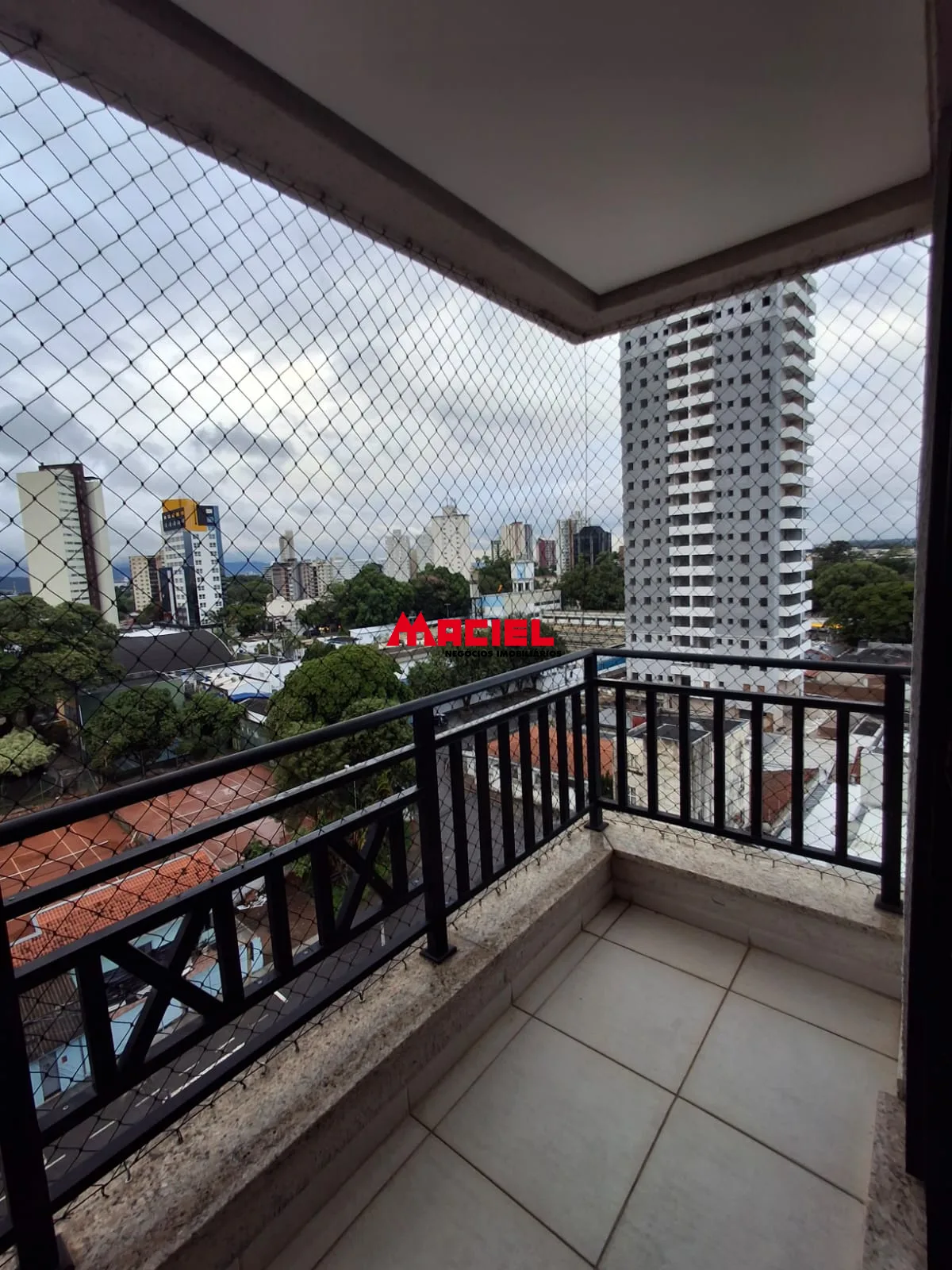 Alugar Apartamento / Padr&atilde;o em S&atilde;o Jos&eacute; dos Campos R$ 5.500,00 - Foto 1