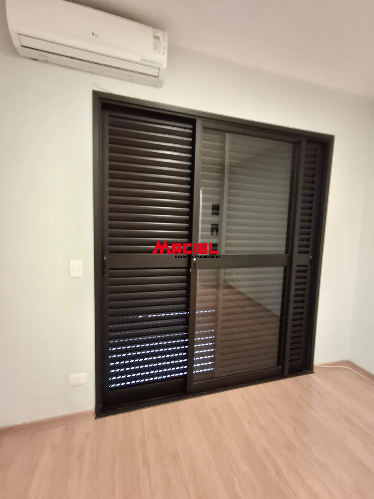 Alugar Apartamento / Padr&atilde;o em S&atilde;o Jos&eacute; dos Campos R$ 5.500,00 - Foto 24