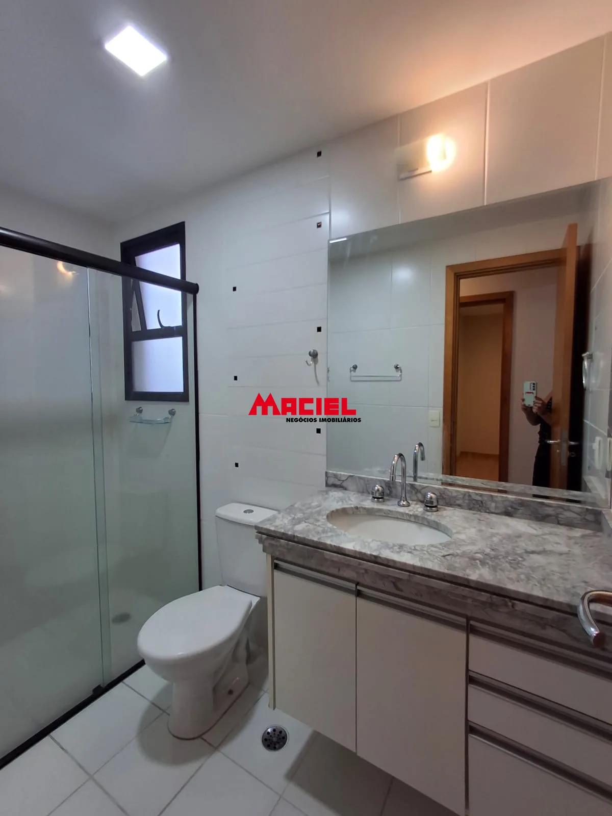 Alugar Apartamento / Padr&atilde;o em S&atilde;o Jos&eacute; dos Campos R$ 5.500,00 - Foto 37