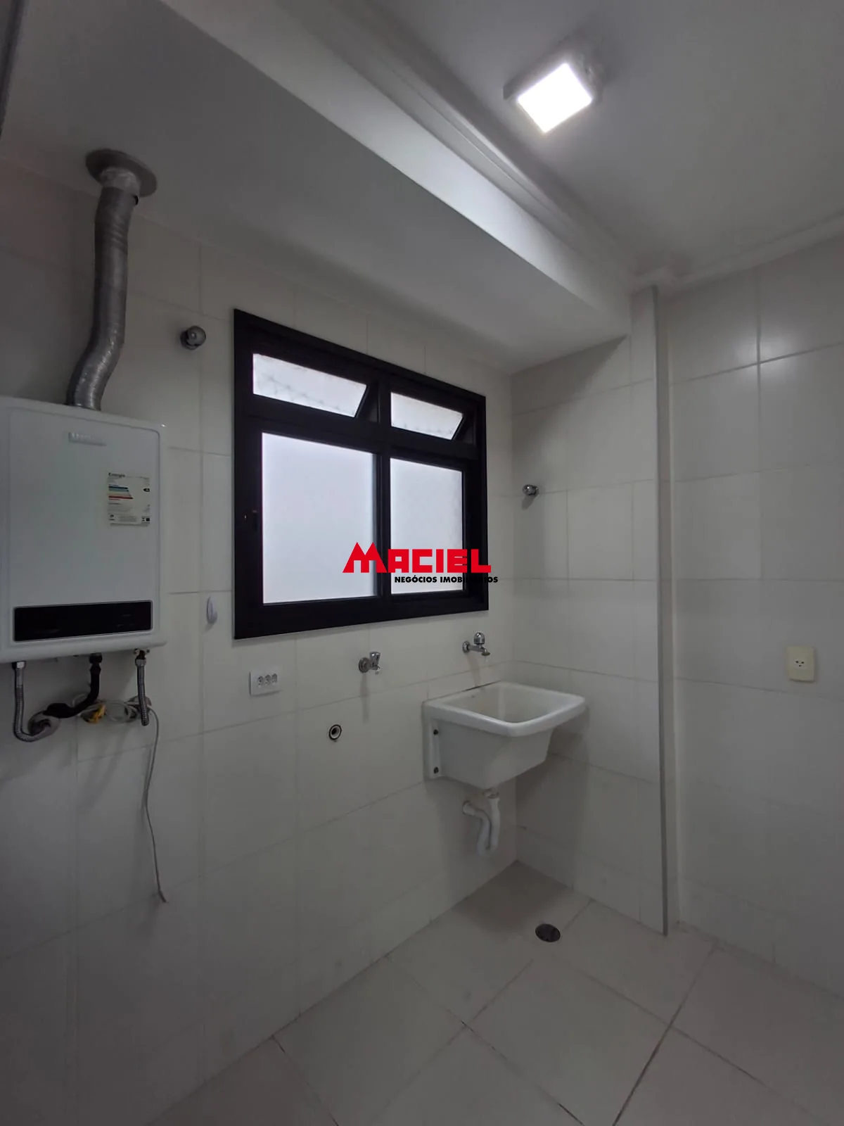 Alugar Apartamento / Padr&atilde;o em S&atilde;o Jos&eacute; dos Campos R$ 5.500,00 - Foto 39