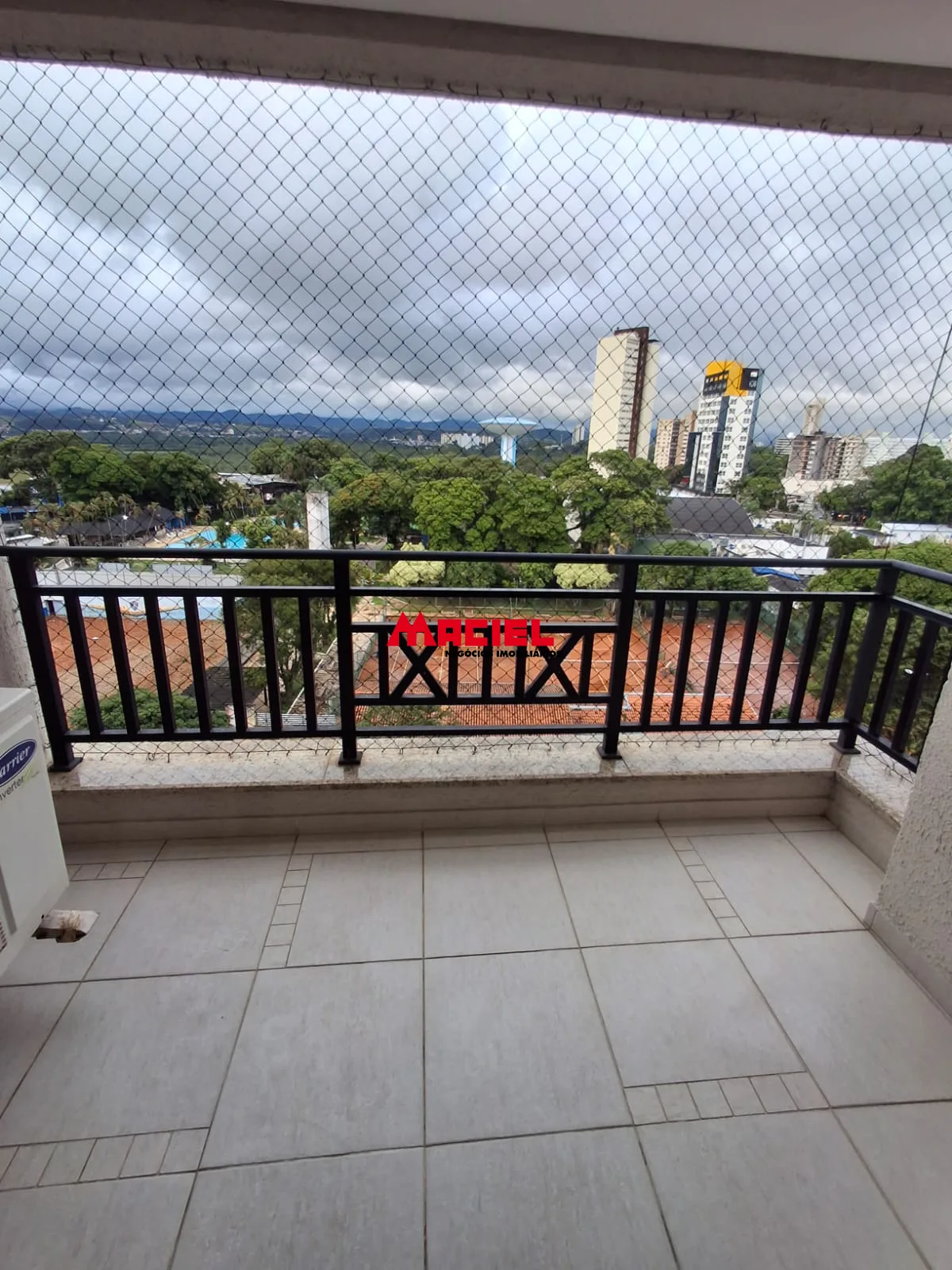 Alugar Apartamento / Padr&atilde;o em S&atilde;o Jos&eacute; dos Campos R$ 5.500,00 - Foto 4