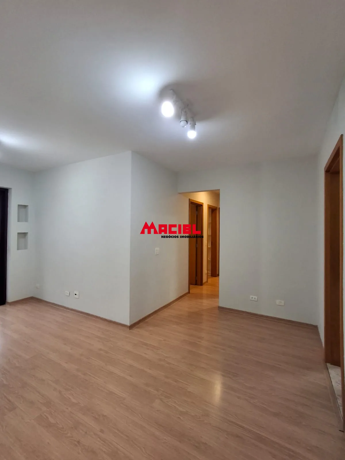 Alugar Apartamento / Padr&atilde;o em S&atilde;o Jos&eacute; dos Campos R$ 5.500,00 - Foto 41