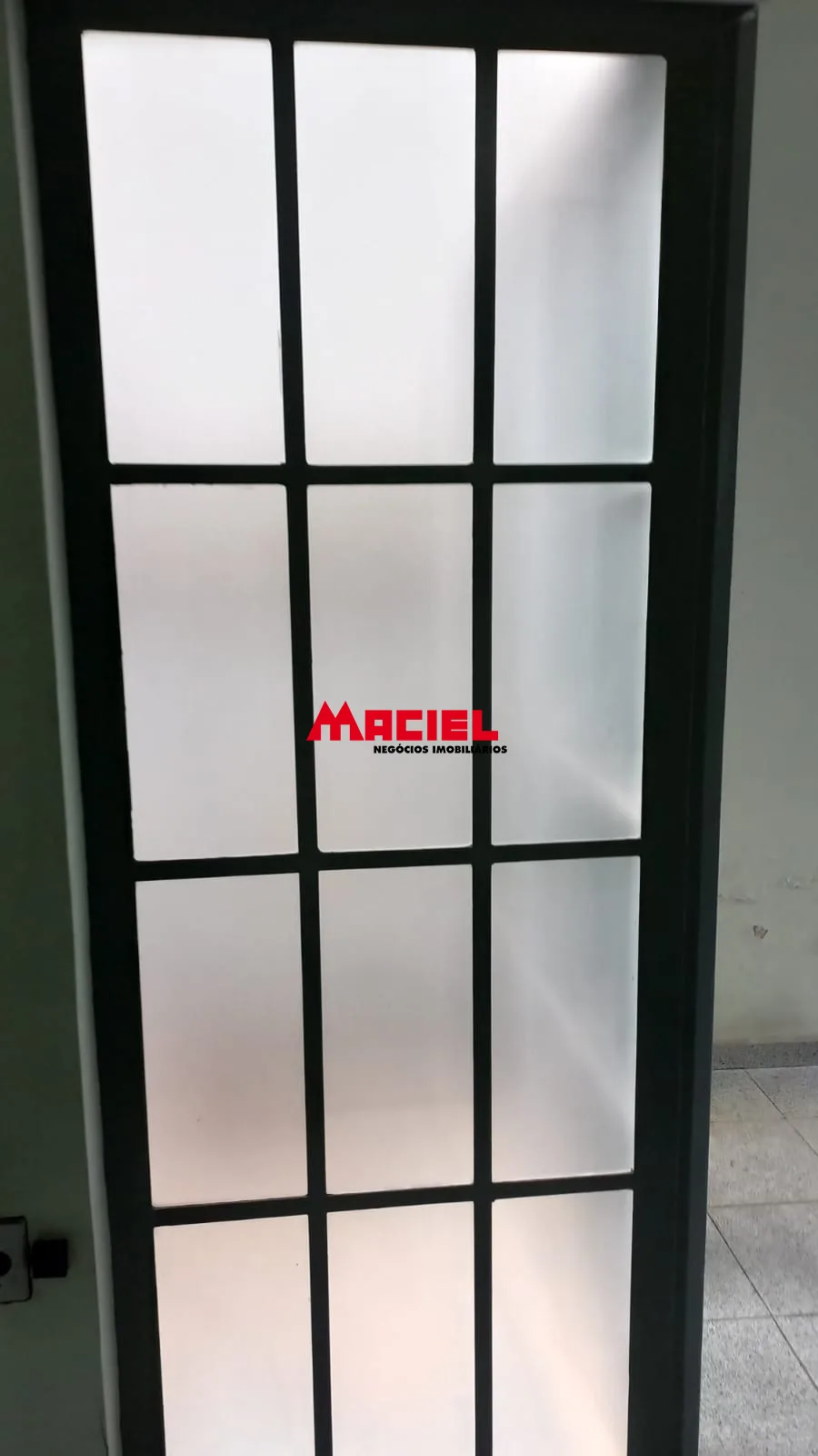 Alugar Comercial / Ponto Comercial em Ca&ccedil;apava R$ 6.600,00 - Foto 8