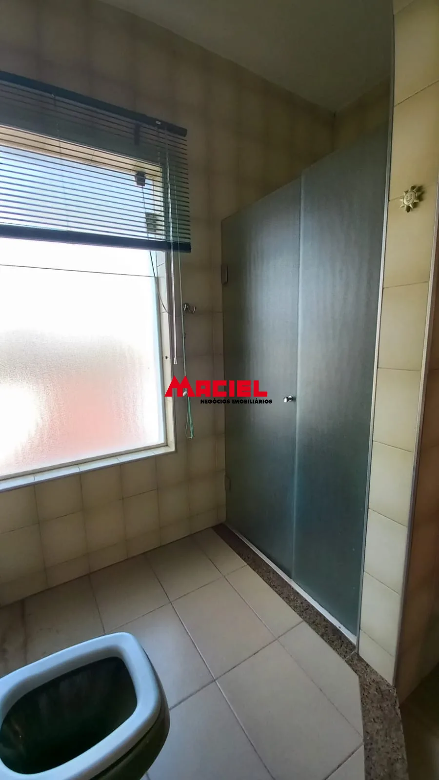 Alugar Comercial / Ponto Comercial em Ca&ccedil;apava R$ 6.600,00 - Foto 12