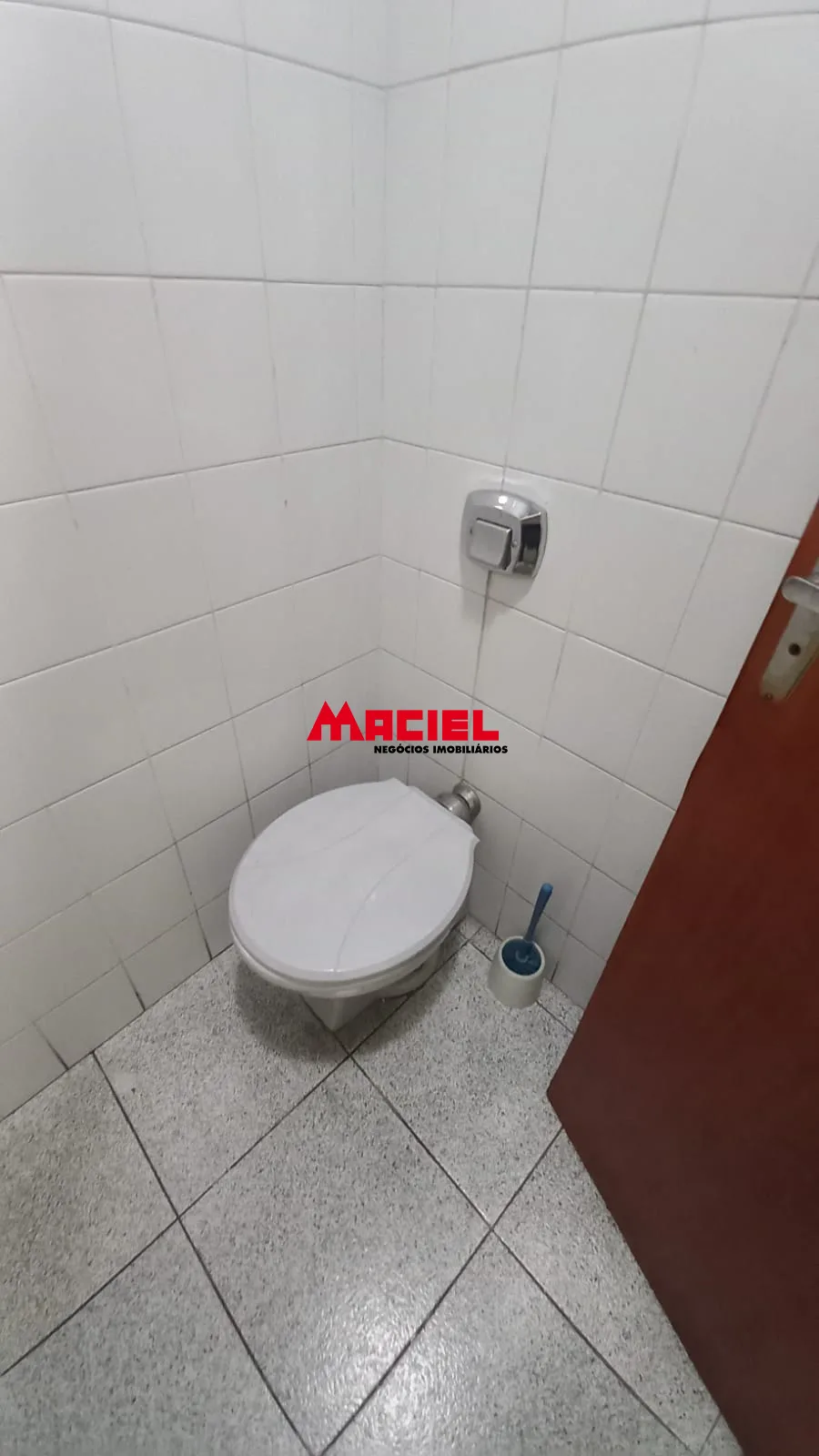 Alugar Comercial / Ponto Comercial em Ca&ccedil;apava R$ 6.600,00 - Foto 14